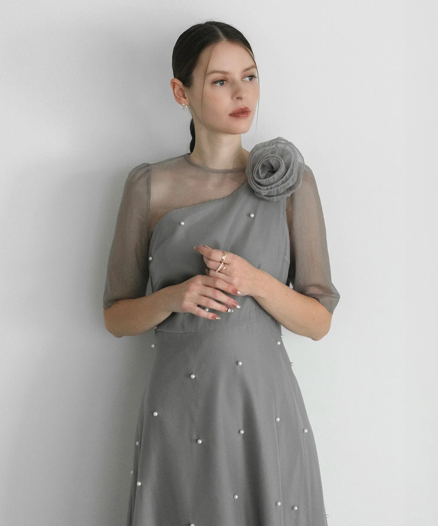 【当日発送】パールアシンメトリーローズモチーフAラインワンピースドレス