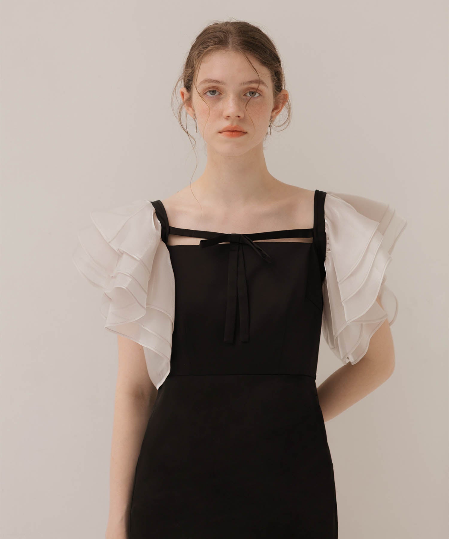 【当日発送】グラスオーガンジーフリルスリーブフロントIラインワンピースドレス