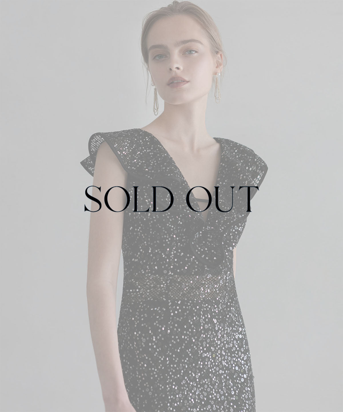 【LEJA LUXE】Vネックラメタイトマーメイドドレス