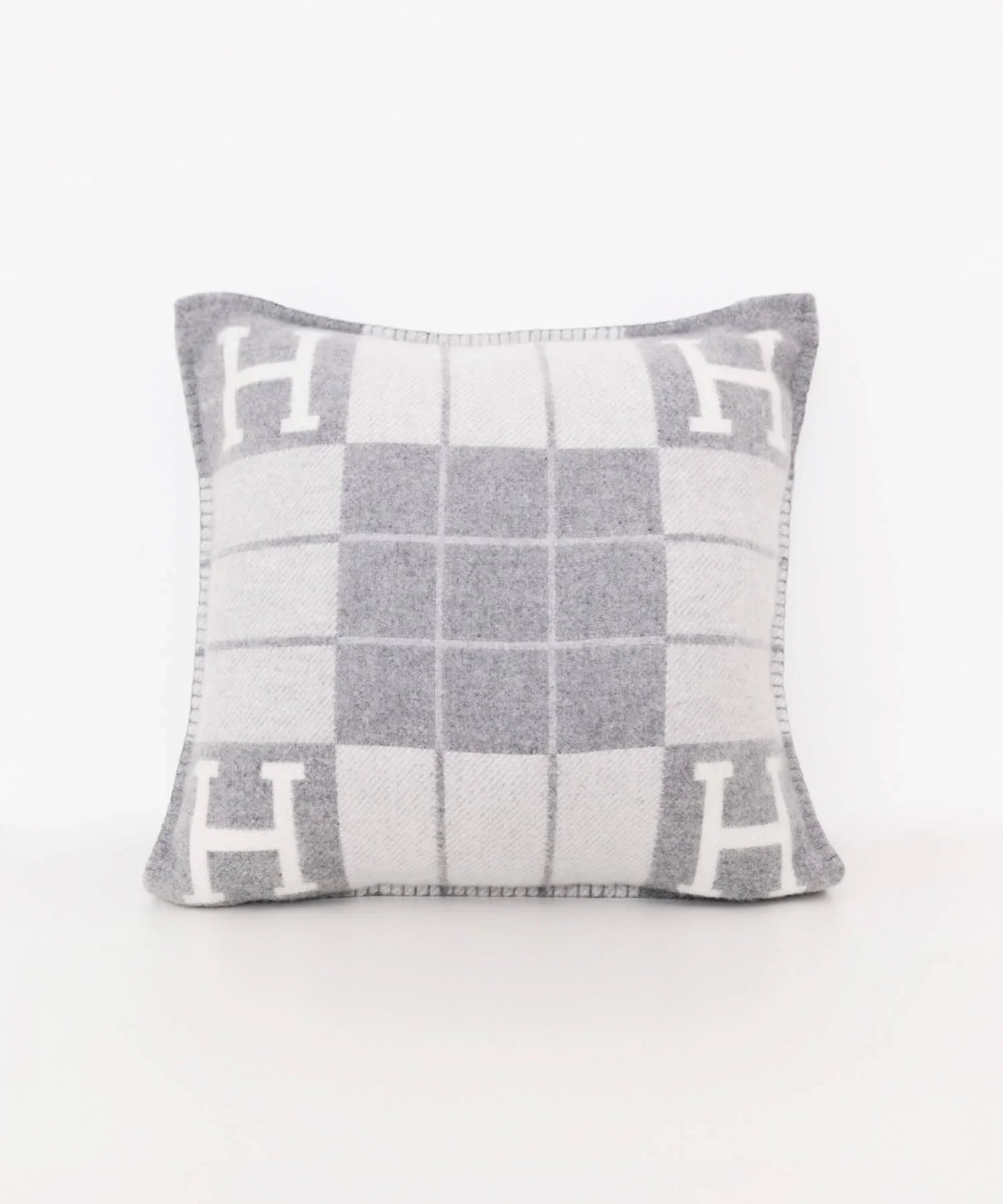 【SOLD OUT】【新品】HERMÈS(エルメス)アヴァロンIII クッション PM