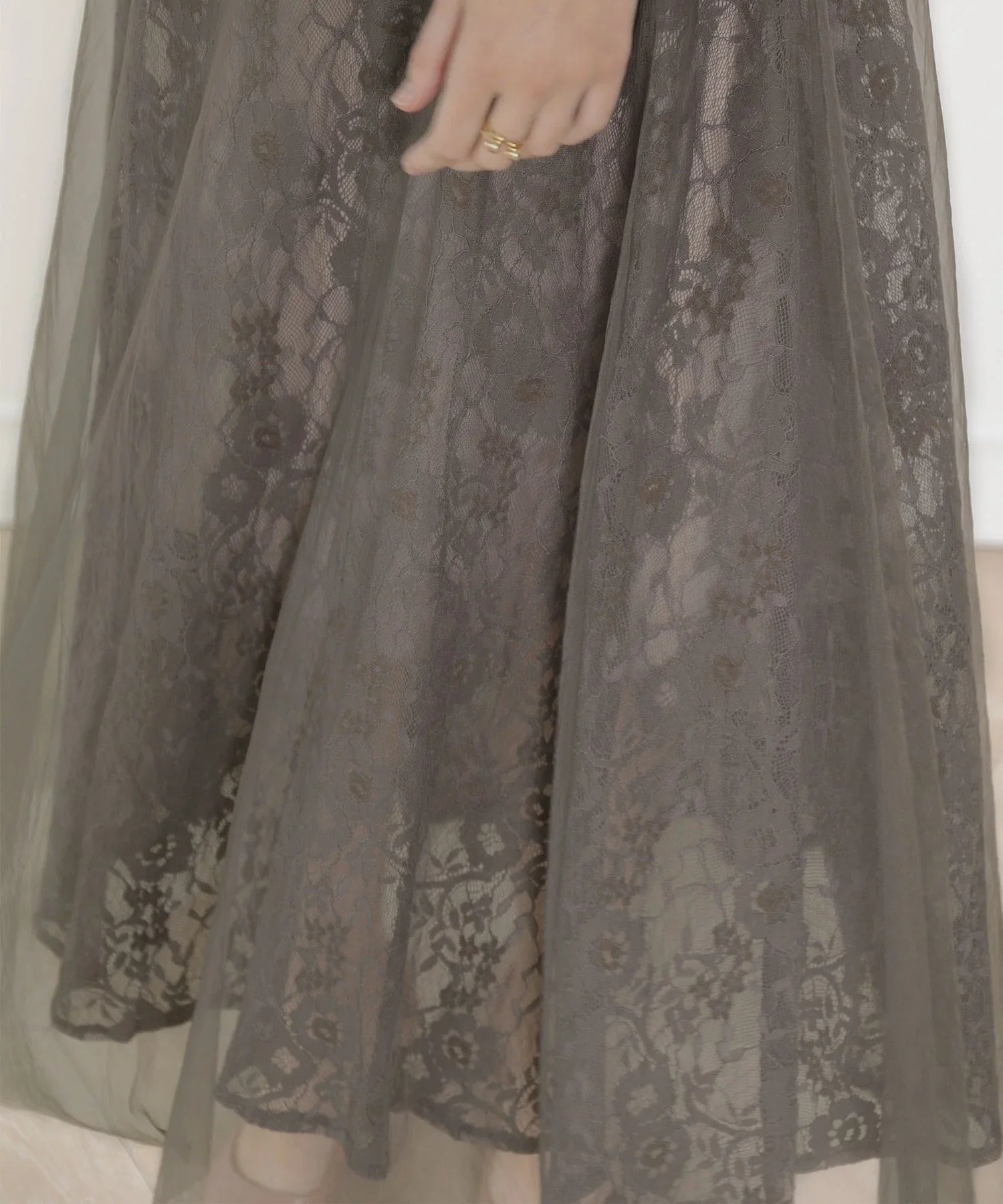 【予約販売】LEJA-美脚効果ハイウエストチュールレース切り替えドレス結婚式(TV紹介アイテム) パーティードレス - LEJA