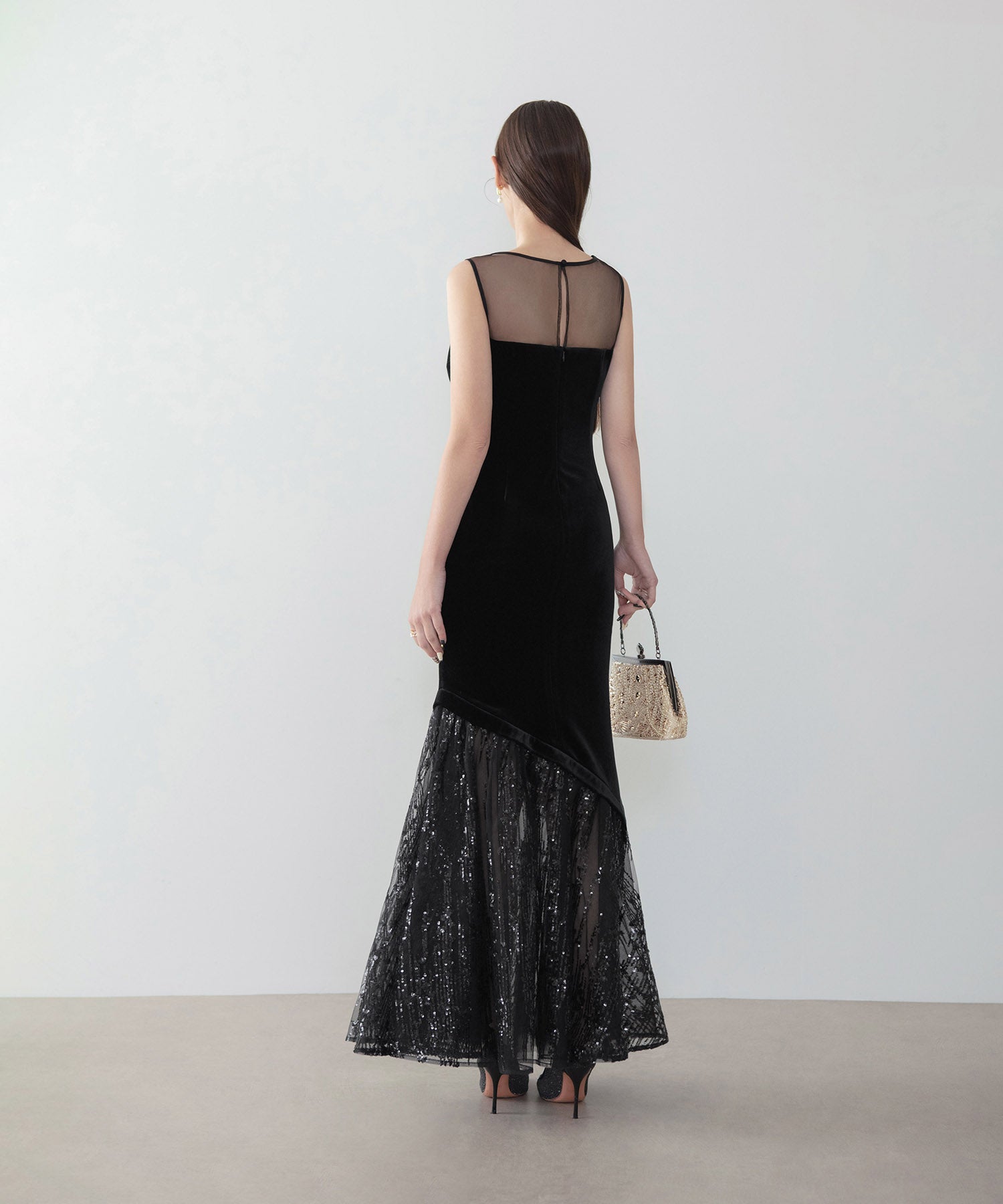 LEJA LUXE】2WAYアシンメトリーフリルベロアマーメイドドレス