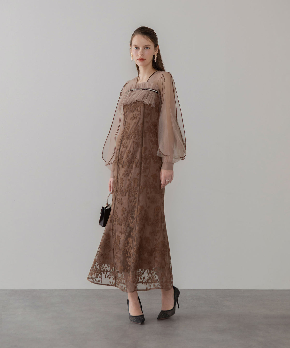 【COMING SOON】チュールフリルビジューラインレースマーメイドワンピースオケージョンドレス