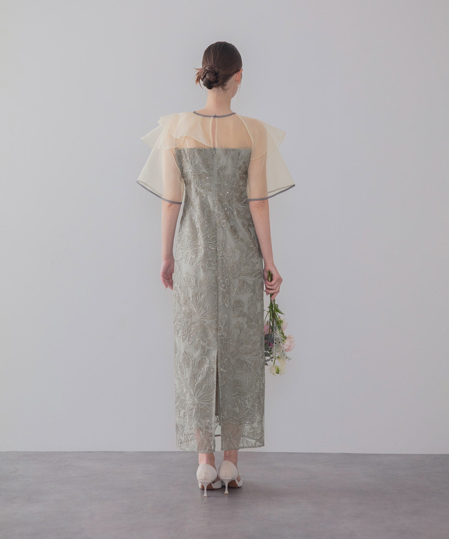 【COMING SOON】ラッフルシアーパイピングIラインワンピースドレス