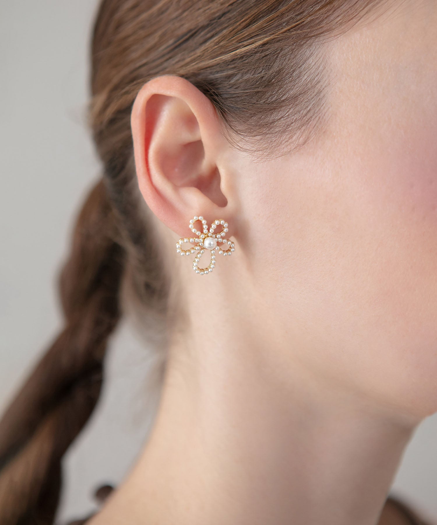 【当日発送】フラワービジューパールピアス