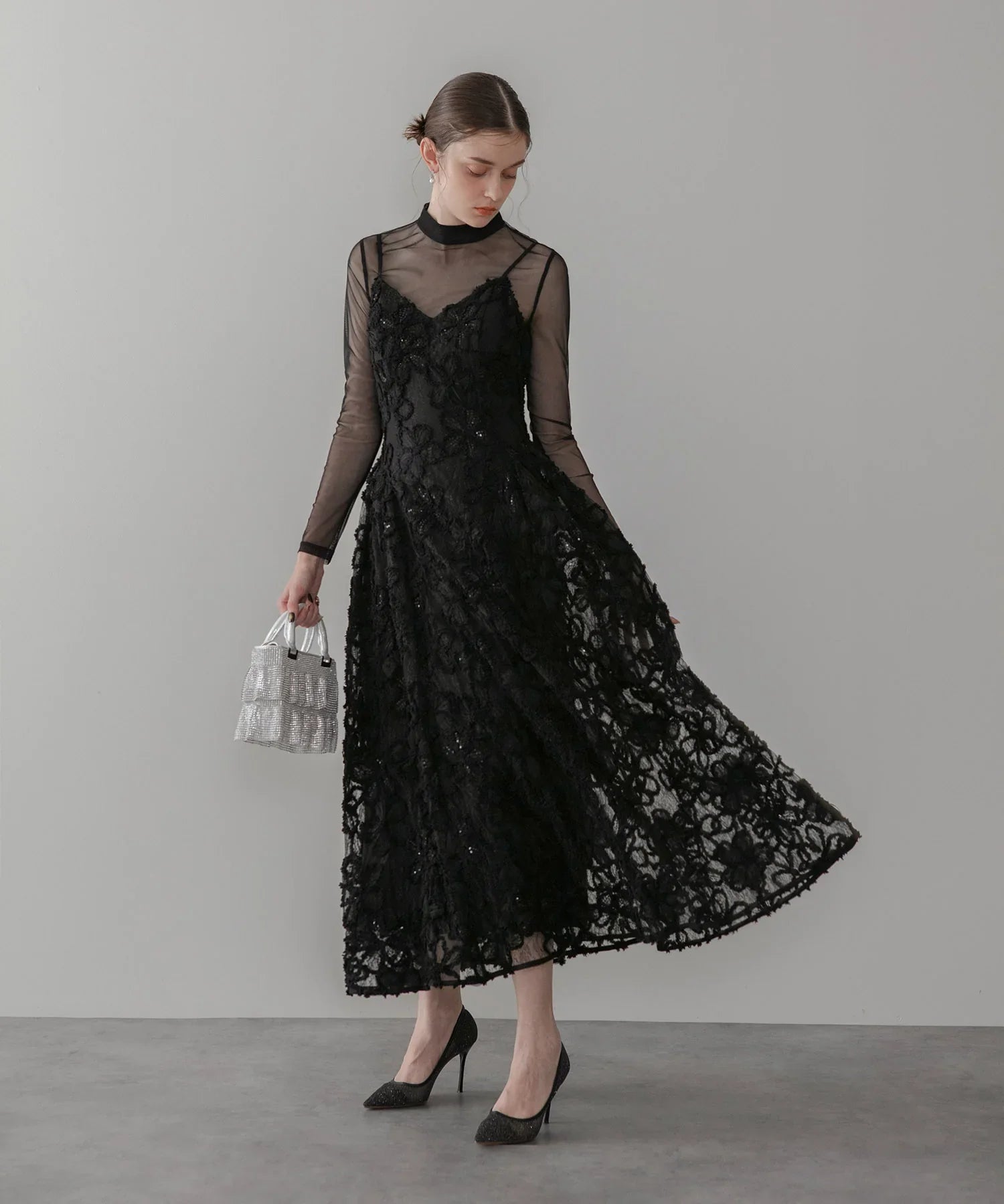 【一部当日発送】シアーフラワーレースレイヤードワンピース