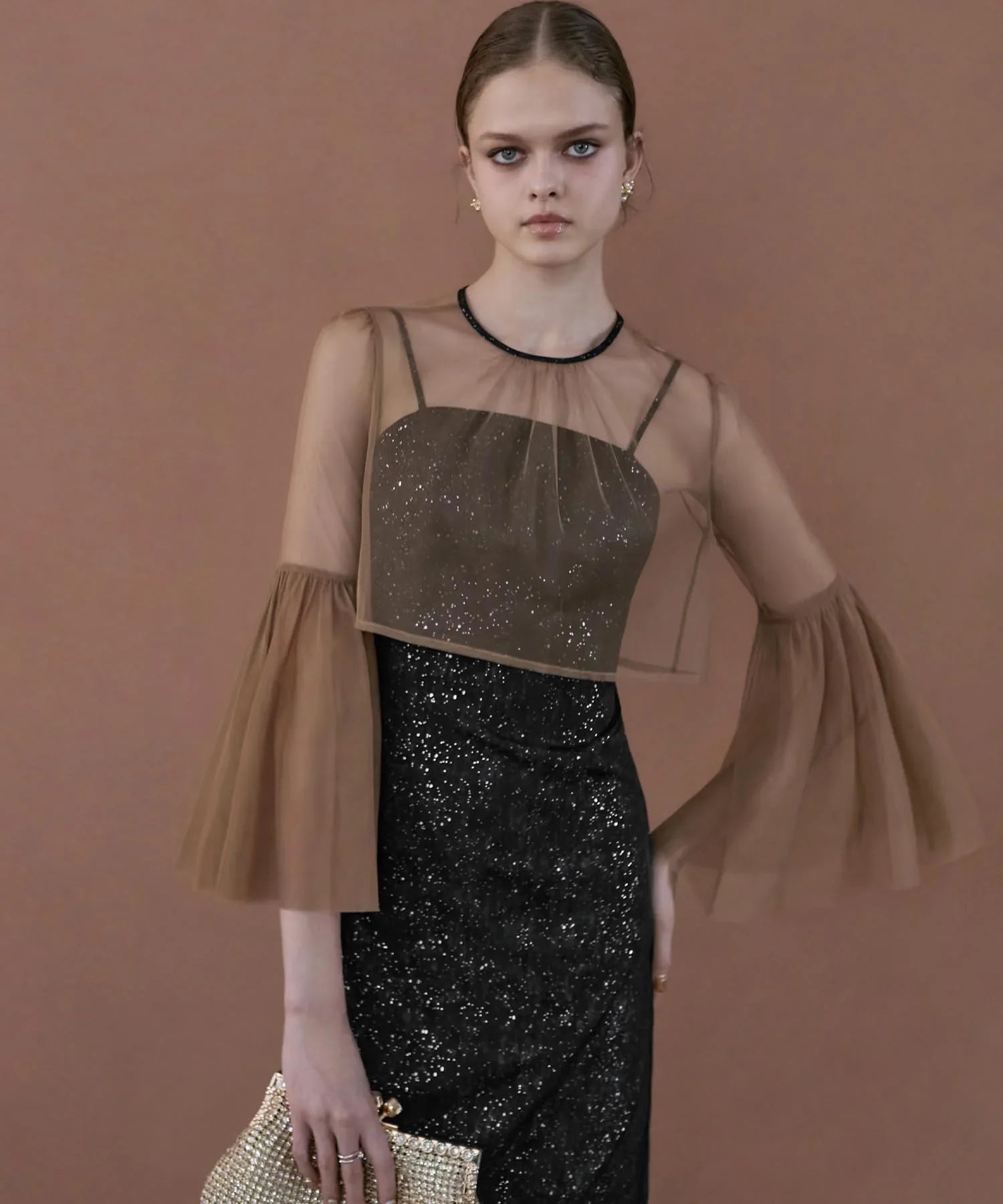 【一部当日発送】シアーチュールベルスリーブペイントIラインワンピースドレス