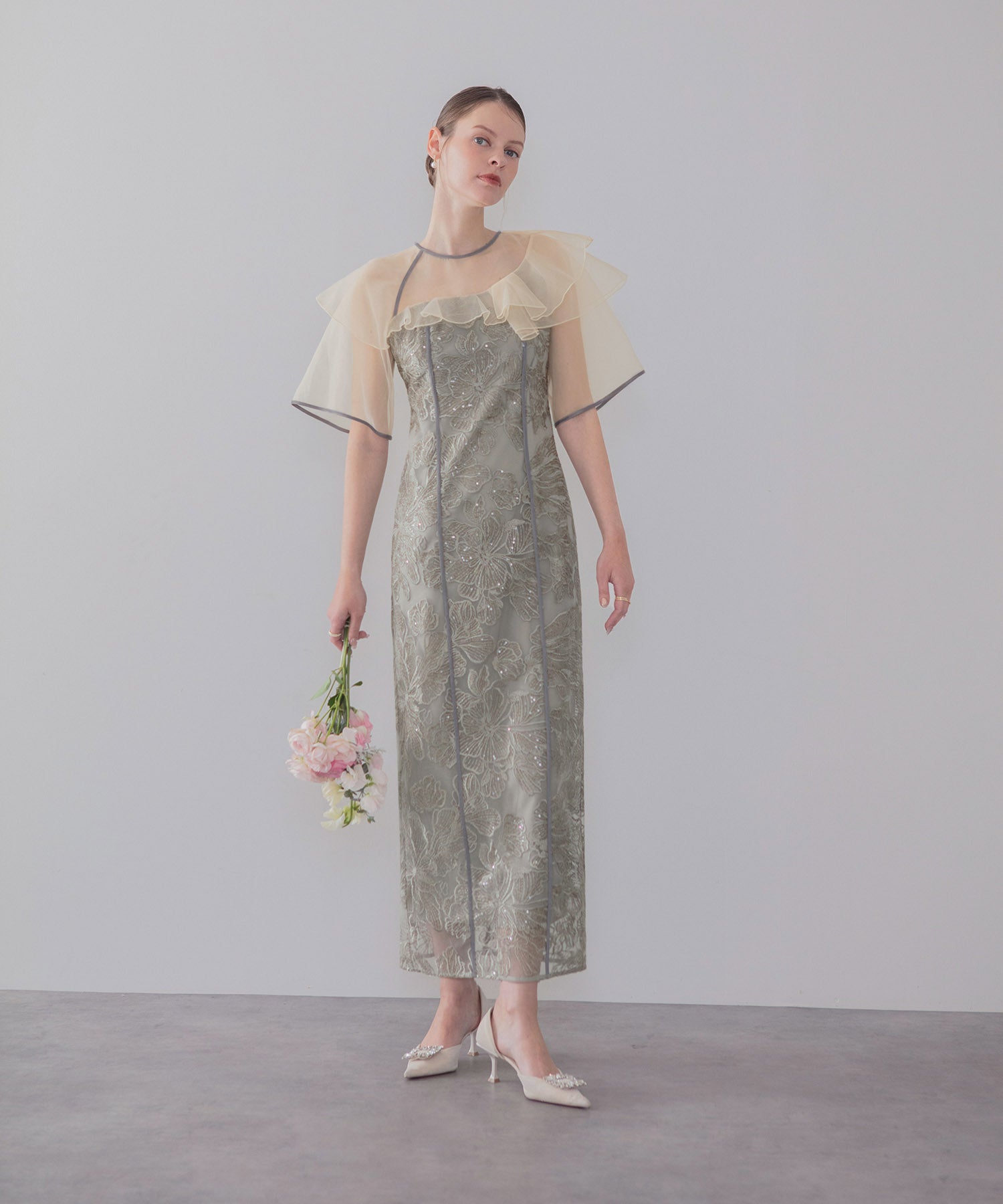 【COMING SOON】ラッフルシアーパイピングIラインワンピースドレス