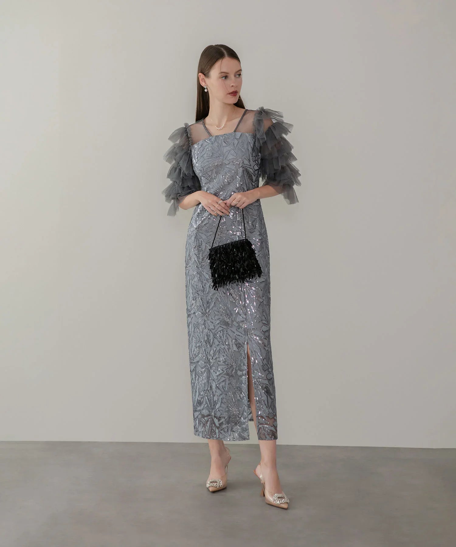 当日発送】チュールフリルスリーブスパンコールIラインワンピースドレス