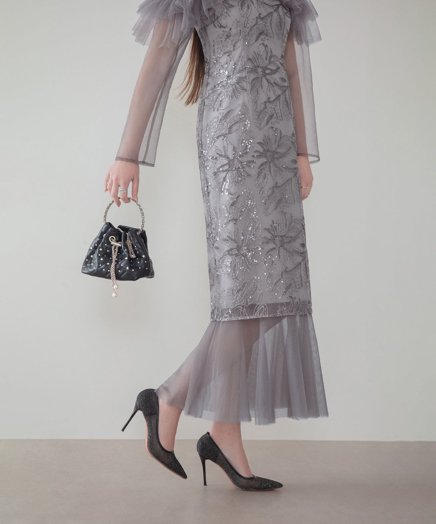 【COMING SOON】フラワースパンコールヘムチュールＩラインワンピースドレス