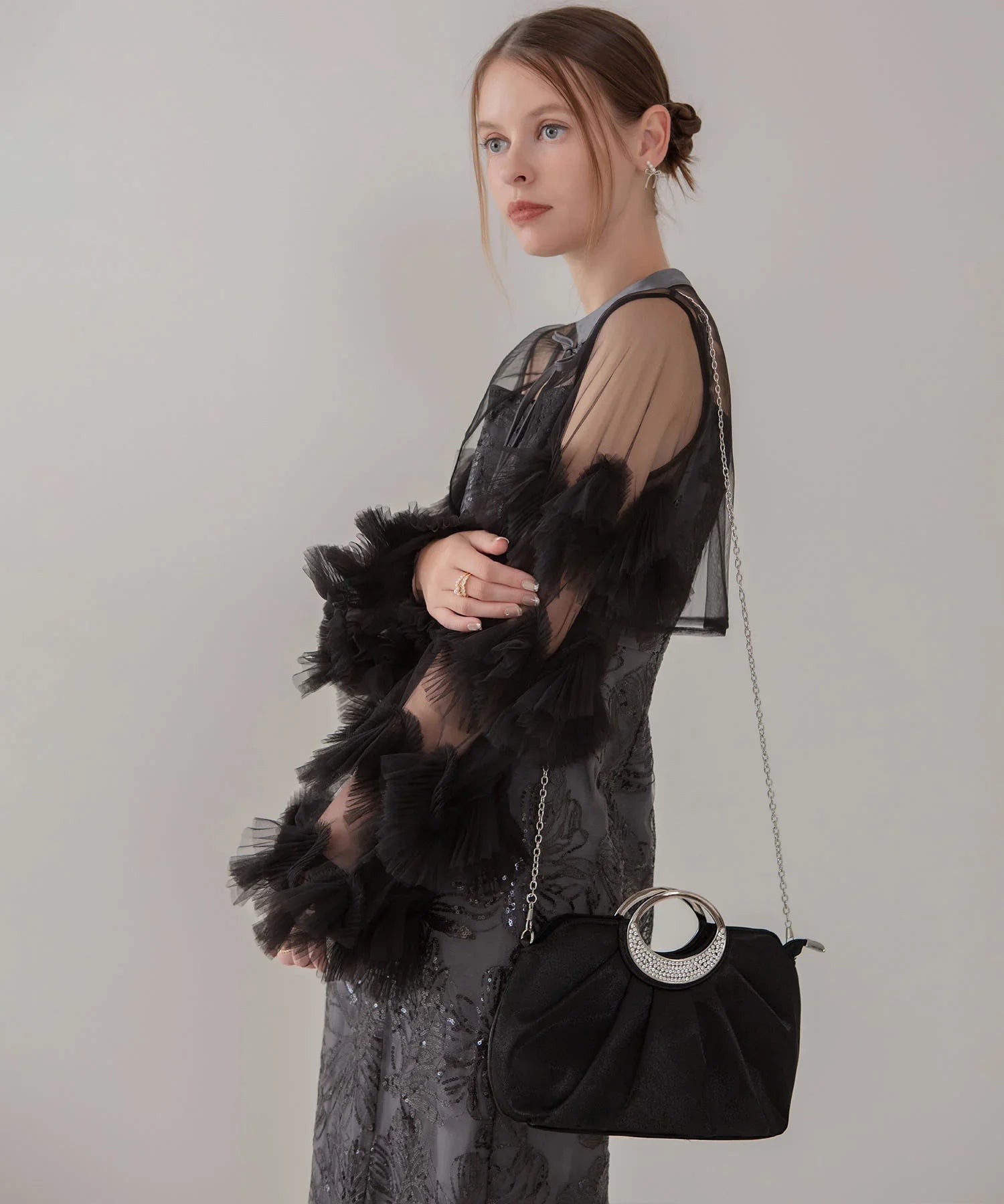 【一部当日発送】サテンプリーツリングハンドル2WAYクラッチバッグ