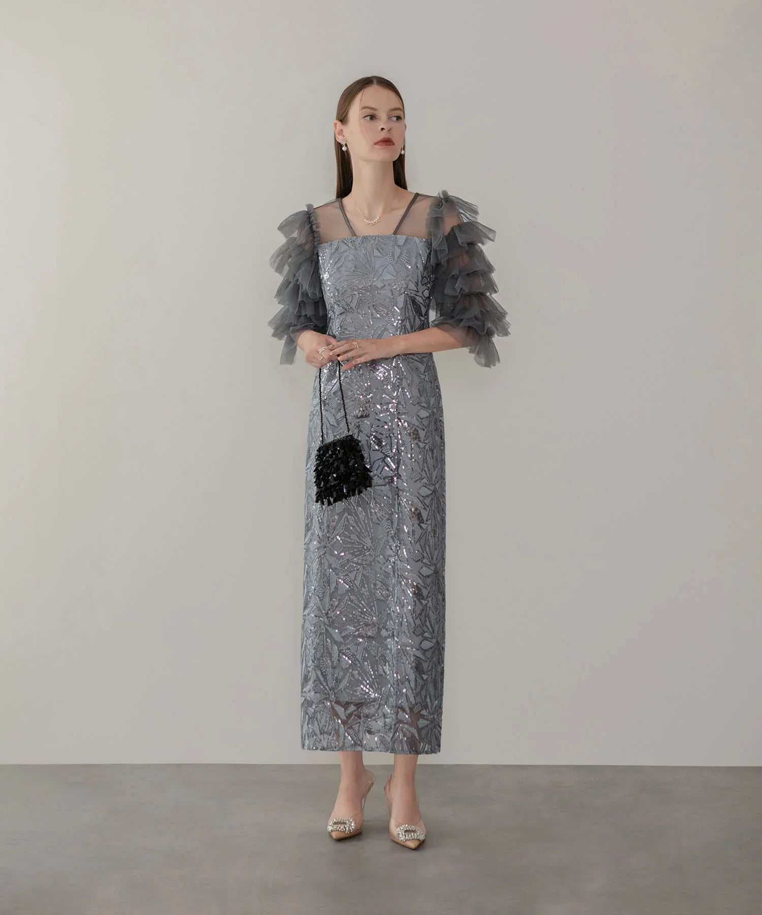 【当日発送】チュールフリルスリーブスパンコールIラインワンピースドレス