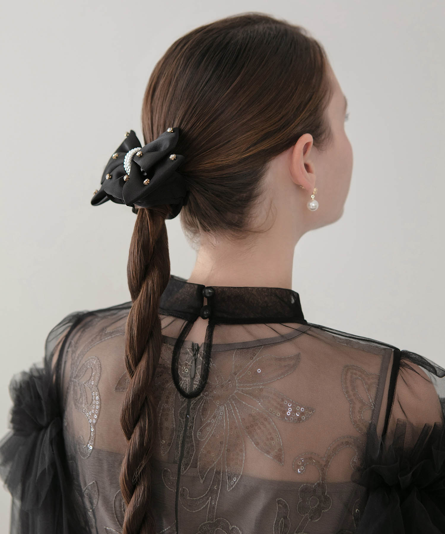 【当日発送】パールビジューリボンシュシュ