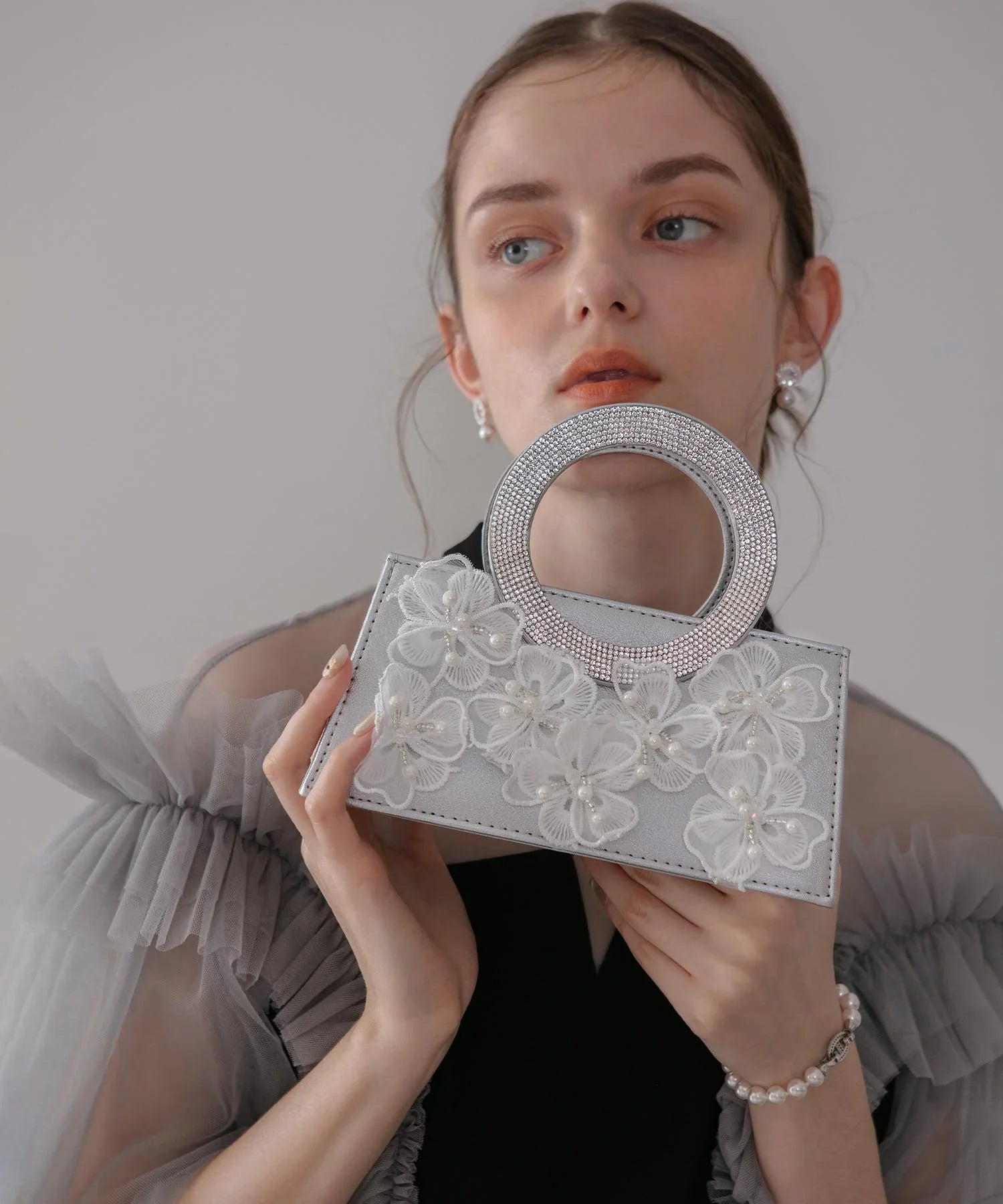 【一部当日発送】フラワービジューラウンドハンドル2wayバッグ