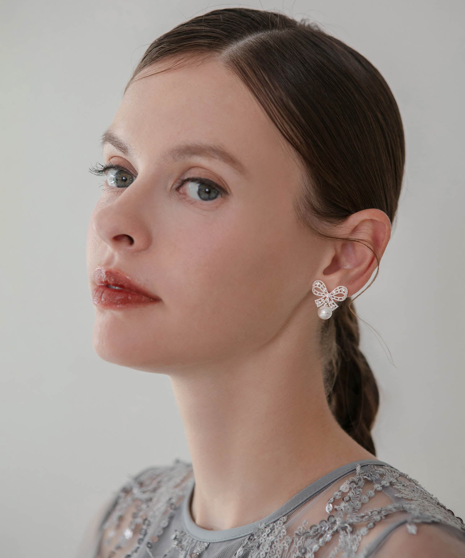 【当日発送】ビジューリボンパールピアス