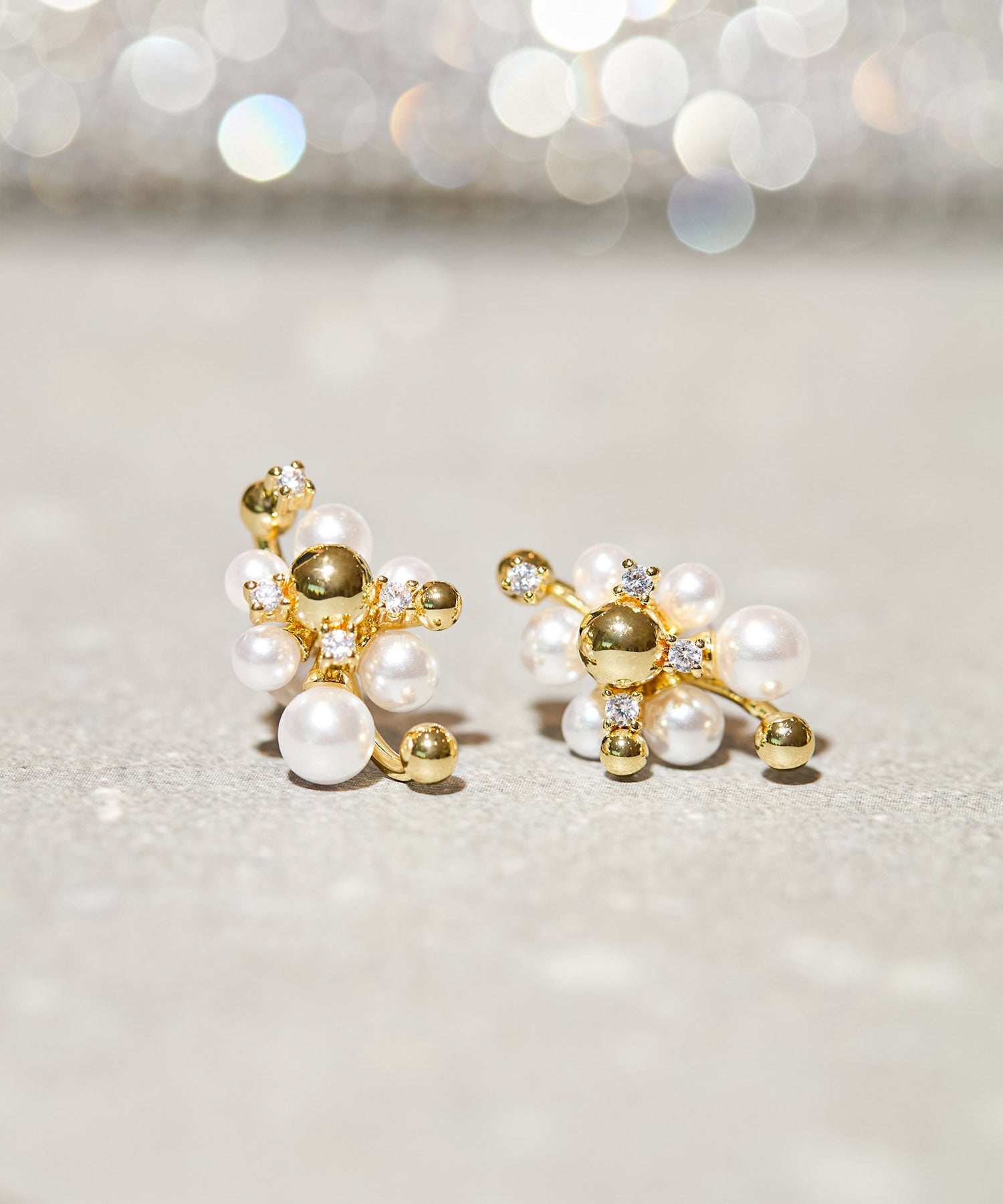 当日発送】ゴールドパールビジューフラワーモチーフピアス