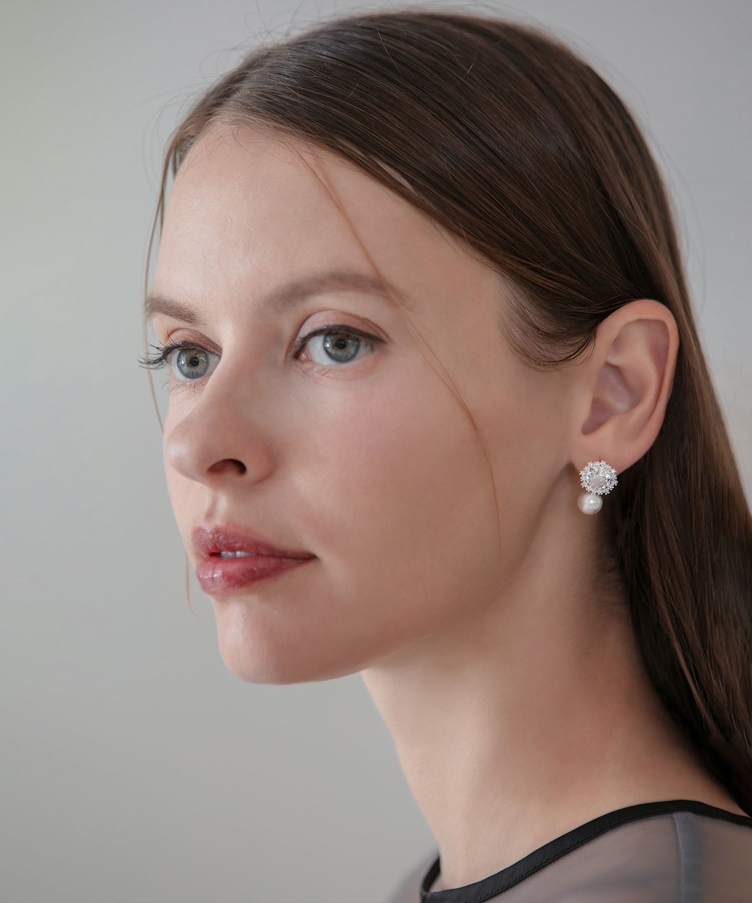 【当日発送】パールラウンドビジューピアス