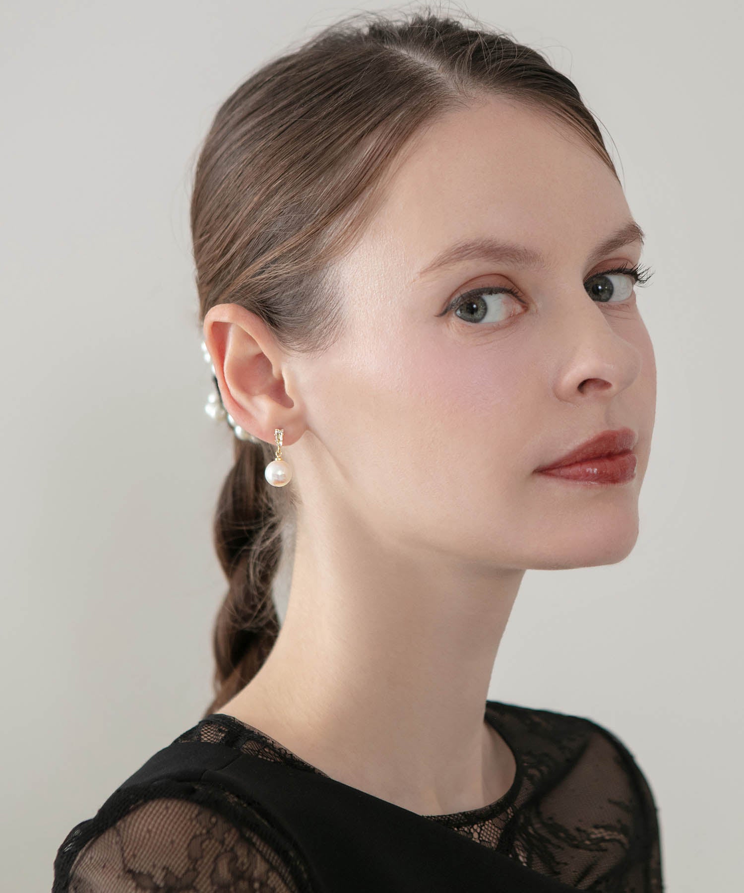 【予約販売】エレガントドロップパールショートピアス