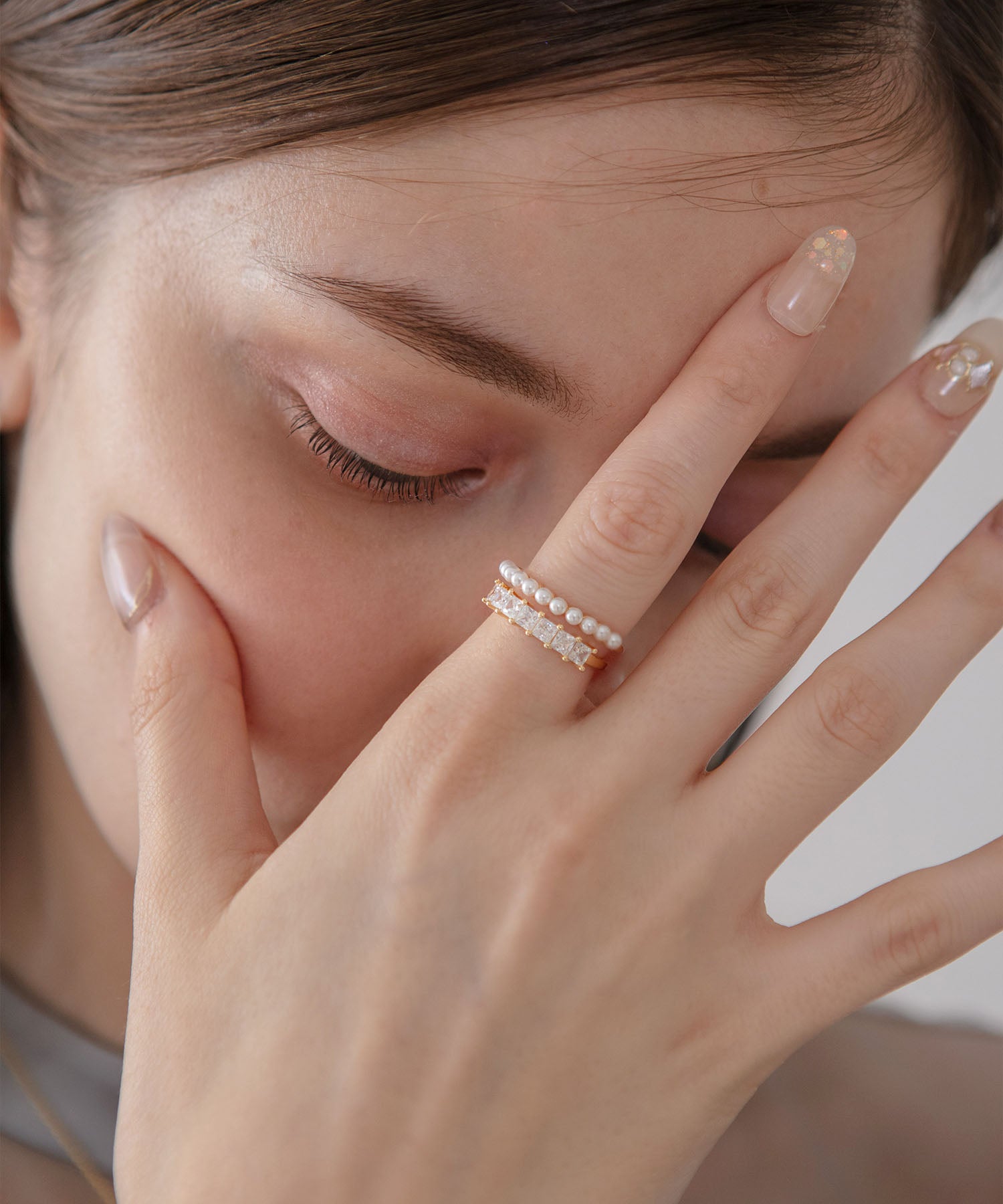 【COMING SOON】パールビジューラインループリング