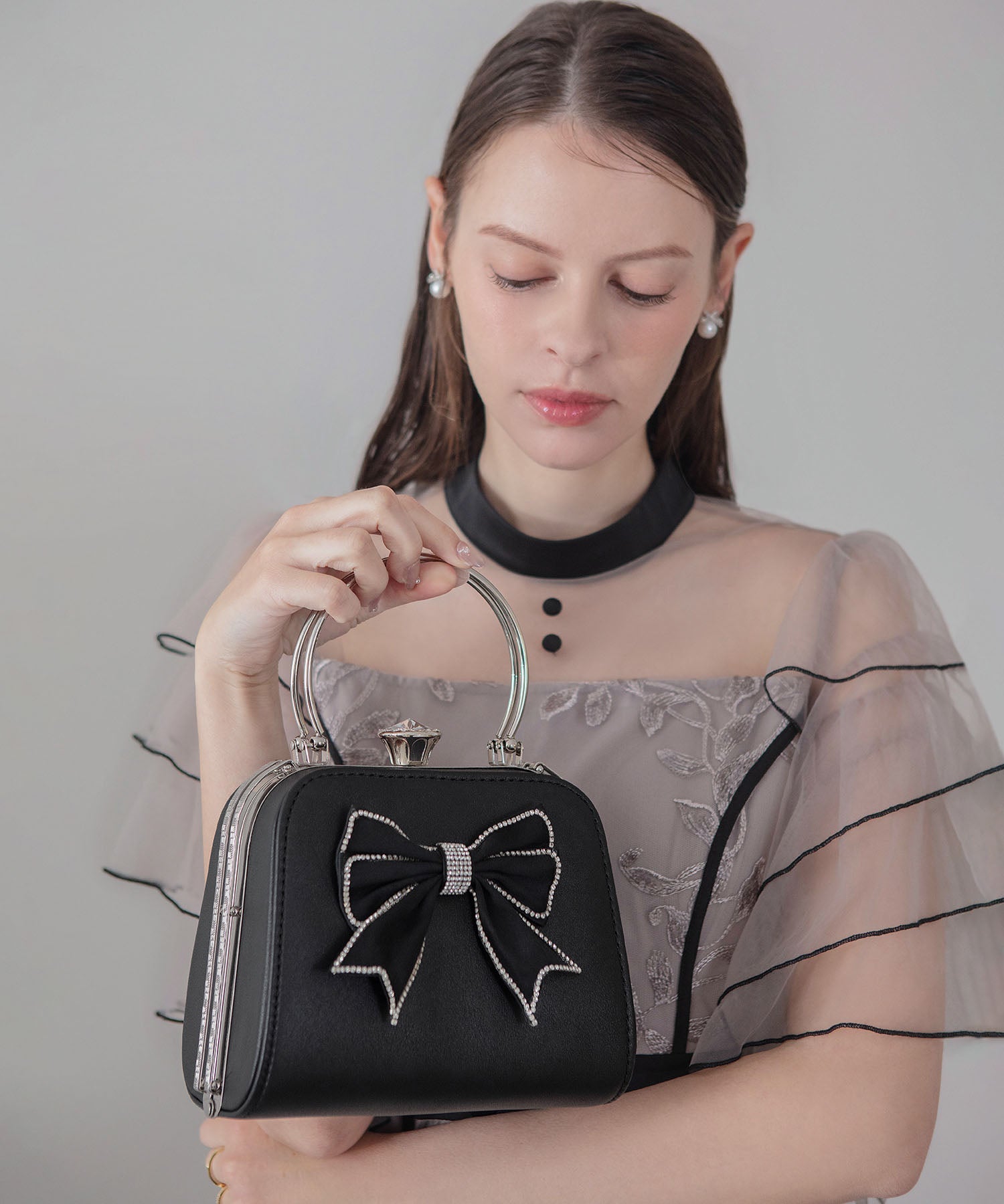 COMING SOON】ビッグリボンビジューパーツハンドショルダー2WAYバッグ