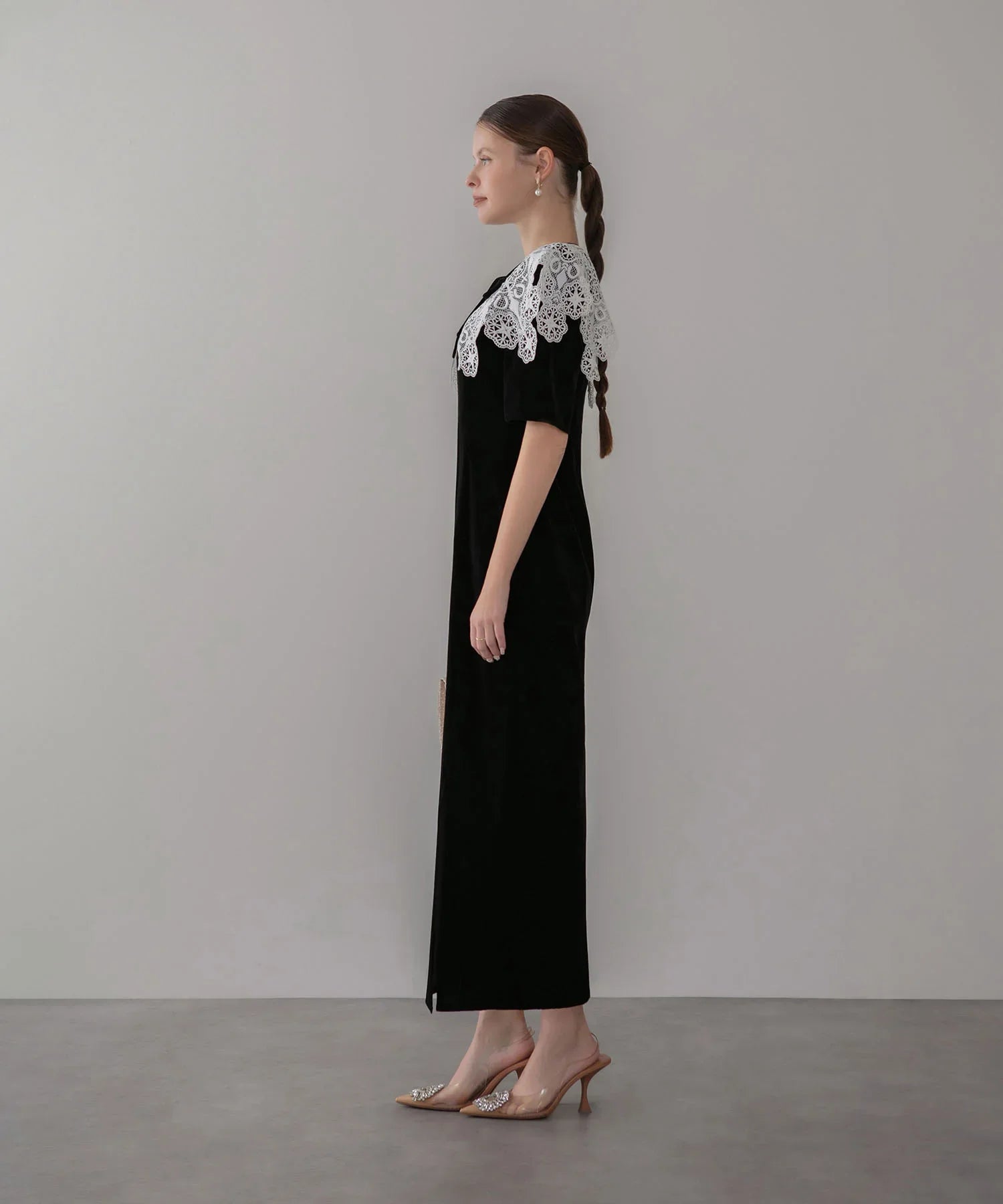 ￼￼ベロアIラインワンピースドレス COMING SOON】レースカラーベロアIラインワンピースドレス