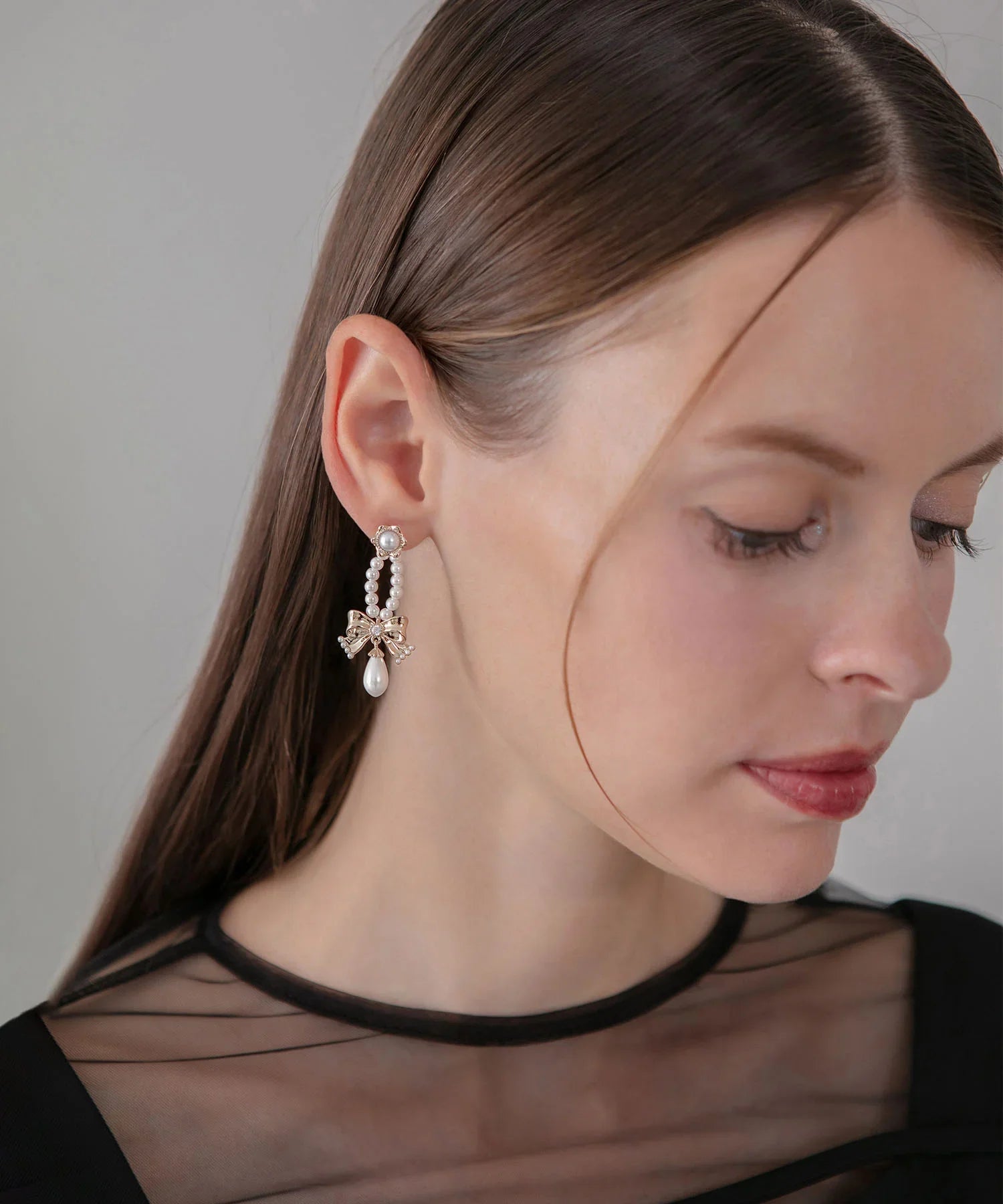 【当日発送】ゴールドリボンモチーフパールピアス