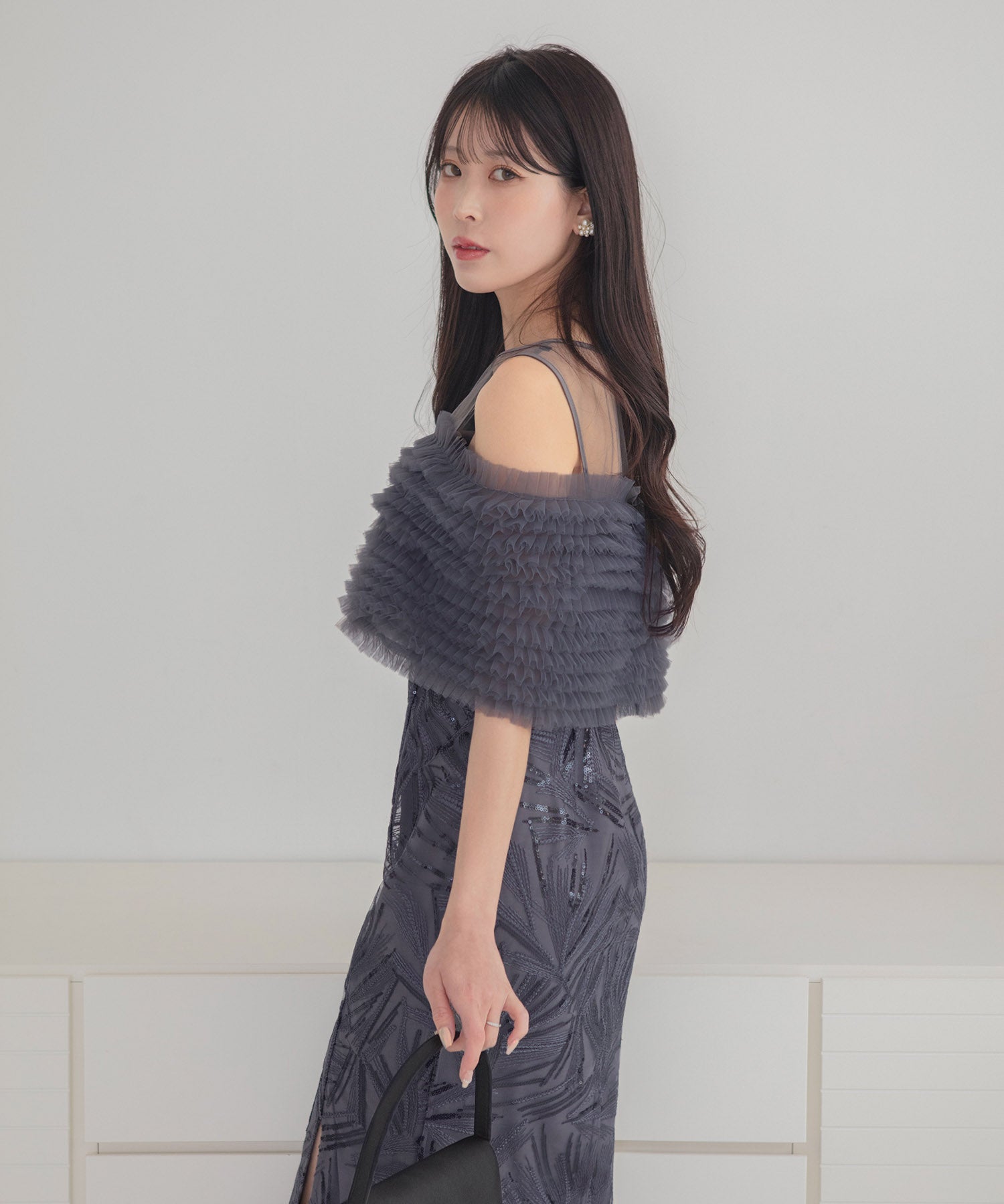 LEJA LUXE】チュールフリルスパンコールスリットマーメイドドレス