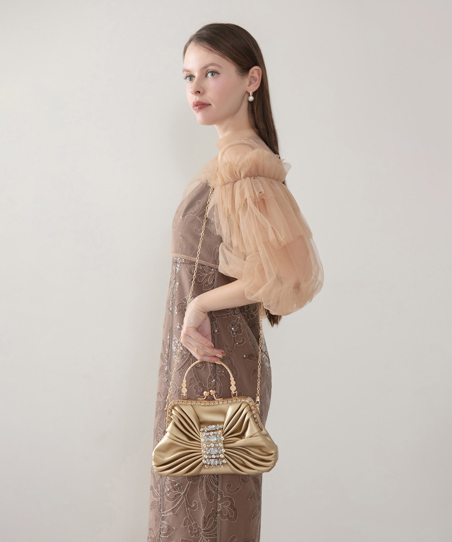 【当日発送】2WAYビジューバックル シャーリングハンドバッグ