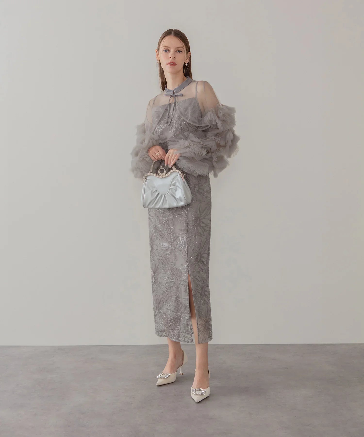 一部当日発送】フリルチュールスリーブリボンIラインワンピース