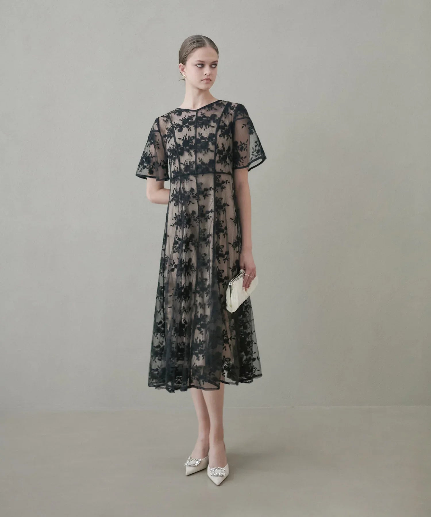 [Same-day shipping] Floral back ribbon dress set-up dress