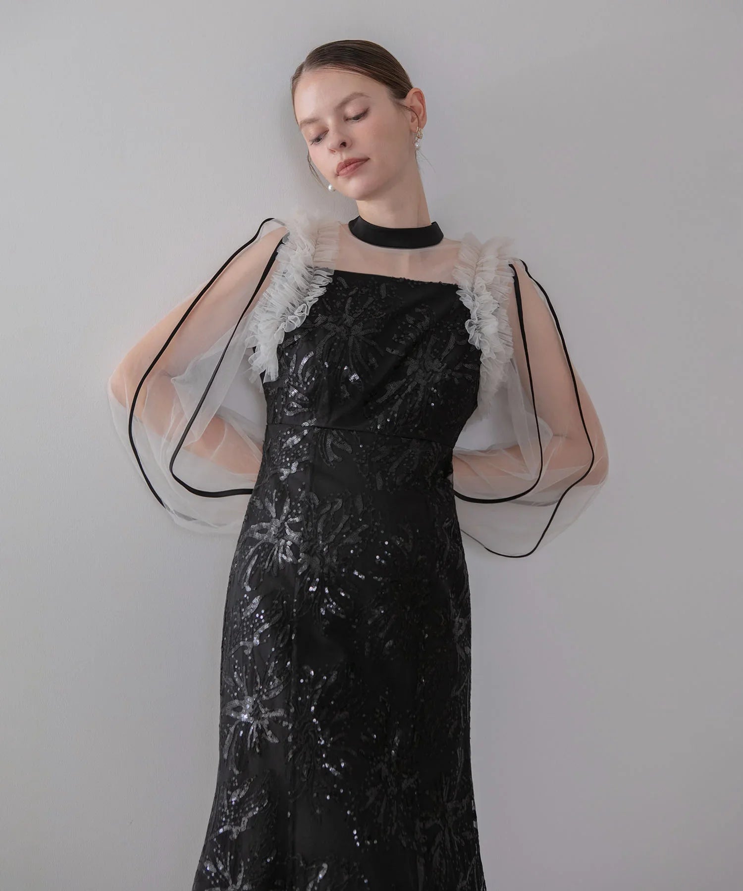 COMING SOON】フラワースパンコールチュールフリルロングスリーブ