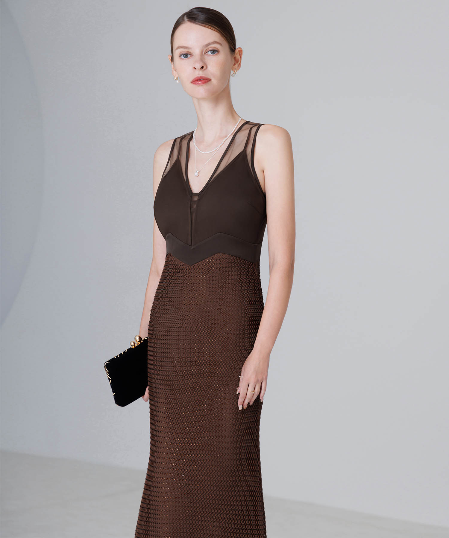 【LEJA LUXE】VネックメッシュストーンIラインドレス