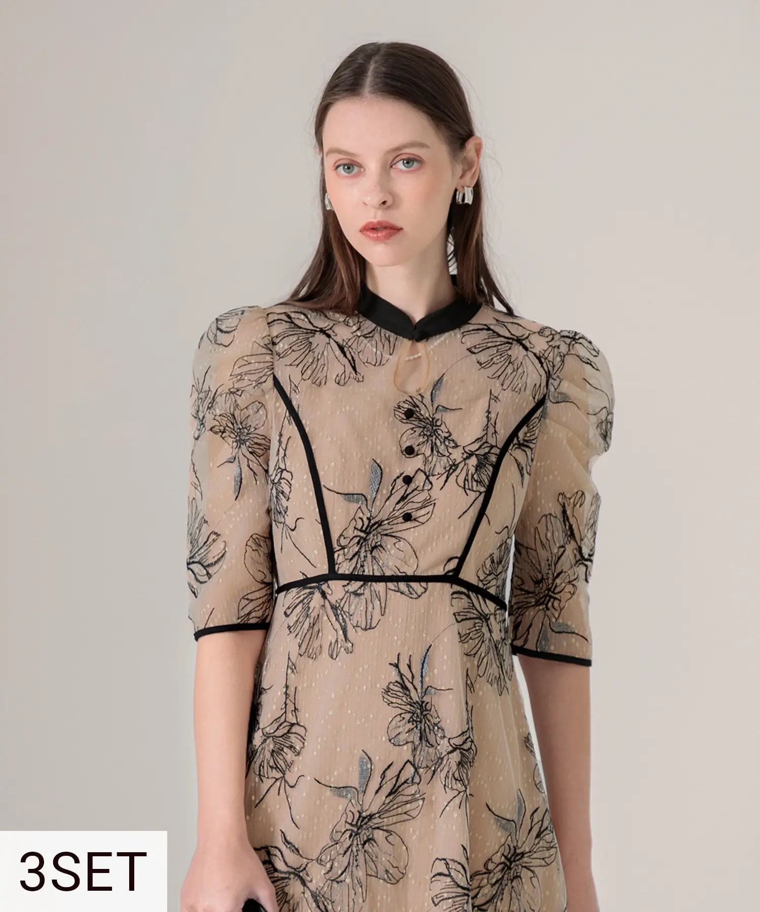 【体型カバー3点セット】パイピング花柄ラメレースドレス+クリスタルベロア3WAYハンドバッグ＋カーブラインドロップパールピアス