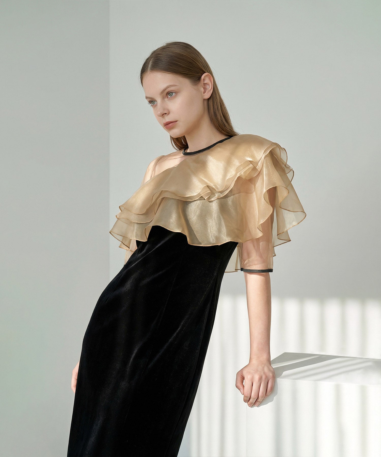 [Same-day shipping] Asymmetrical tiered frill 3-way velour dress