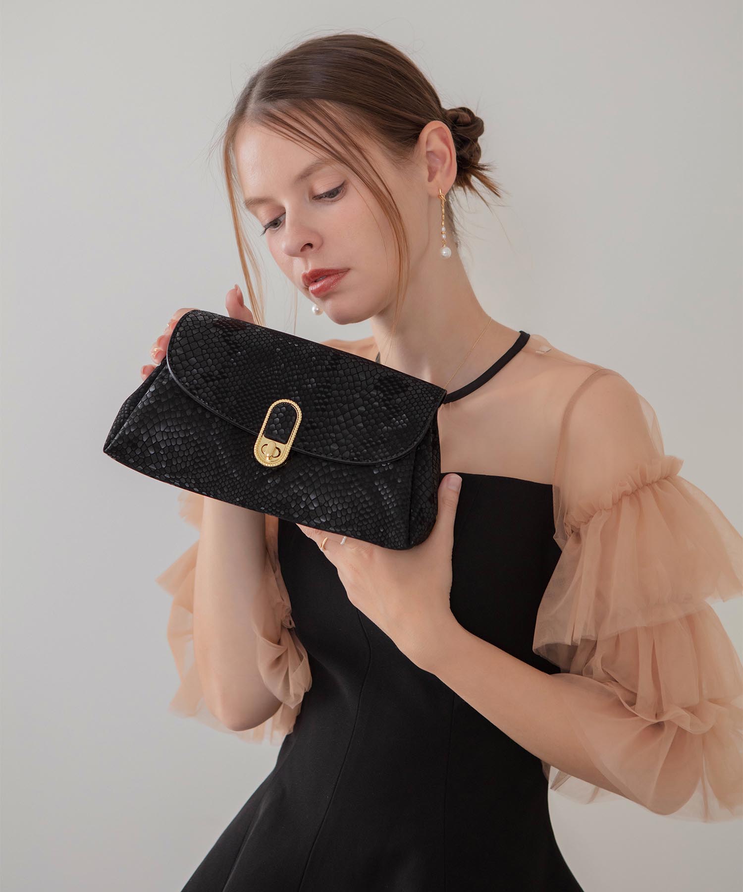 【当日発送】2WAYパイソンゴールドチェーンバッグ