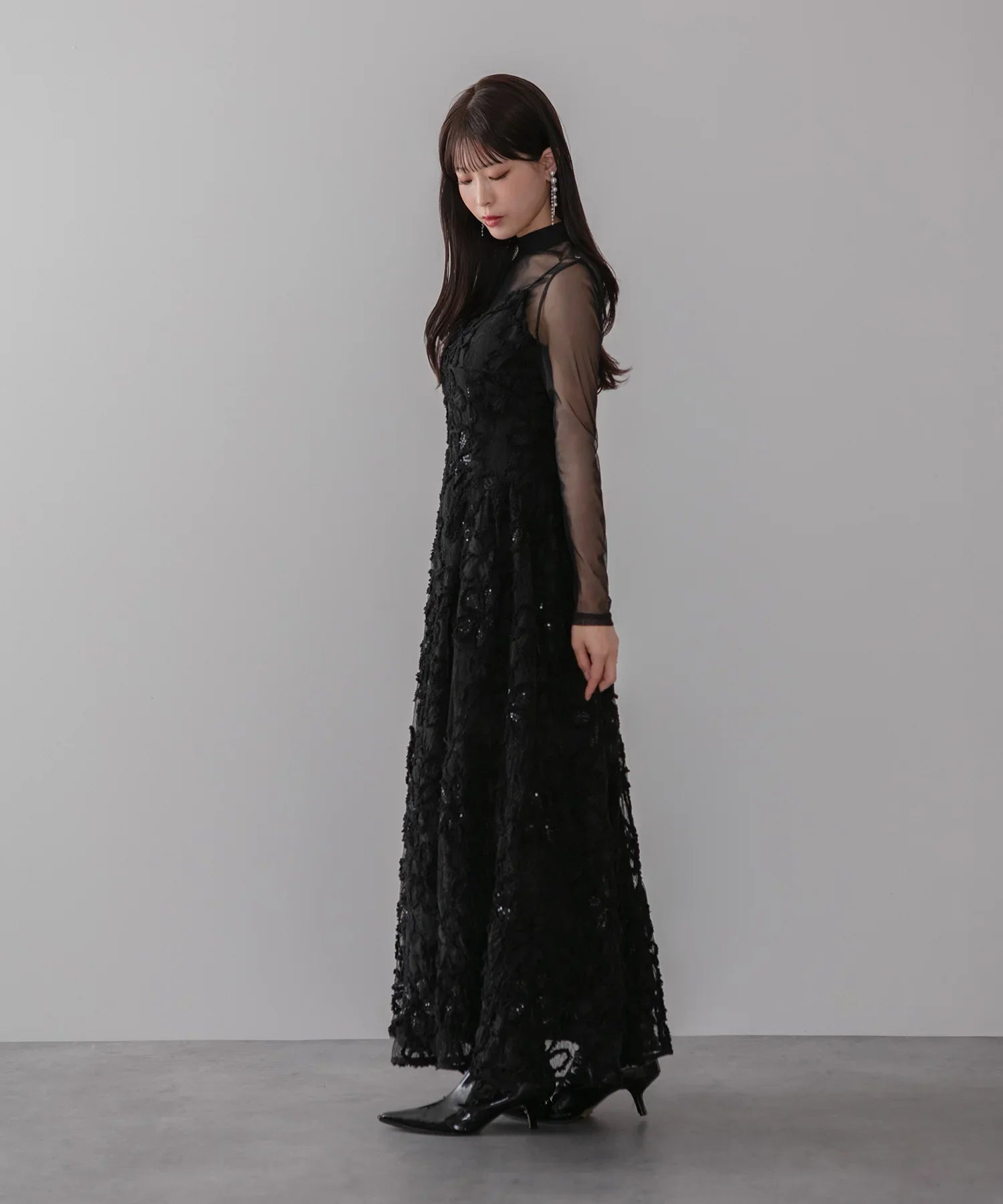 【一部当日発送】シアーフラワーレースレイヤードワンピース