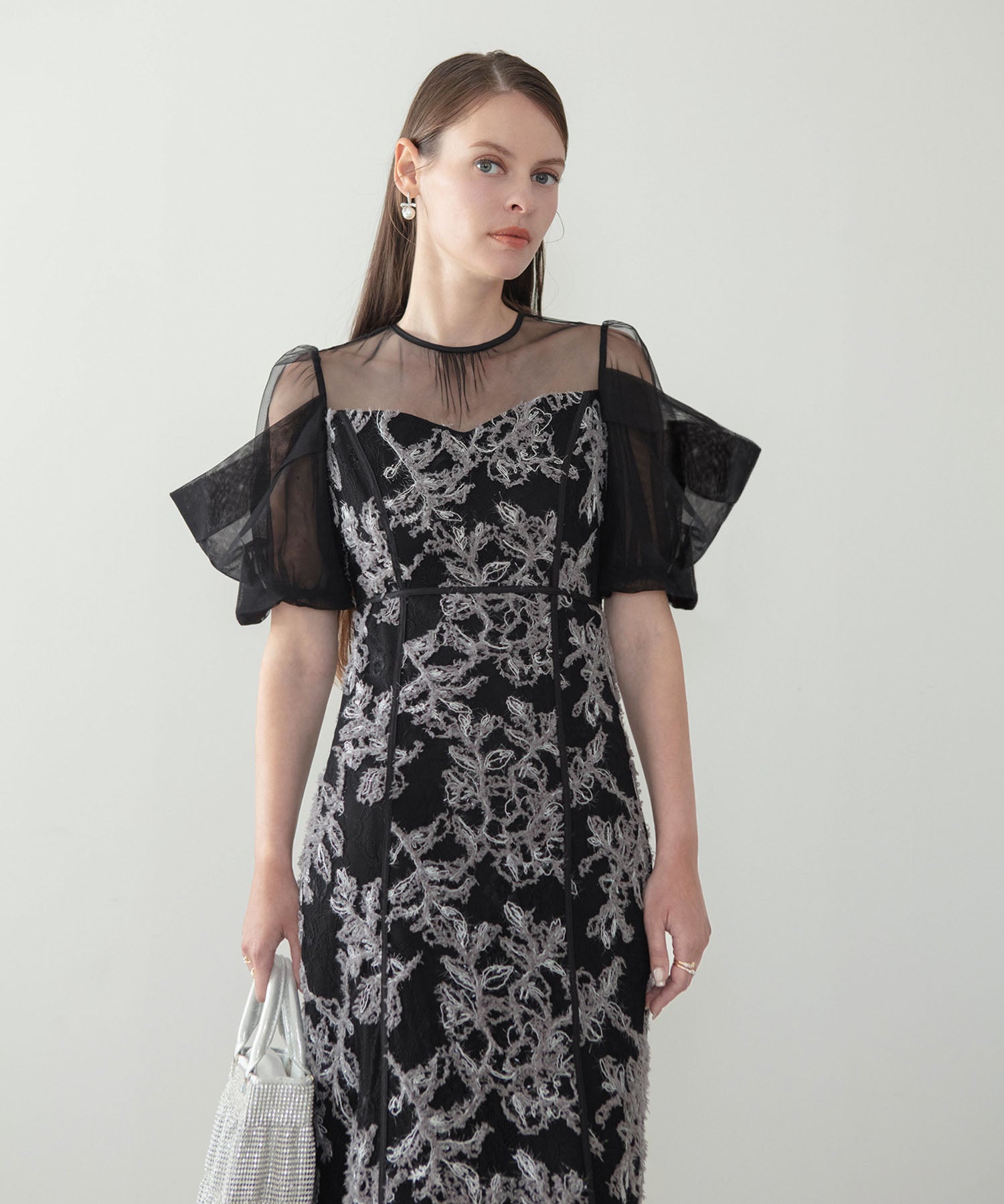 【当日発送】ラメシャギーフラワーシアースリーブＩラインワンピースドレス