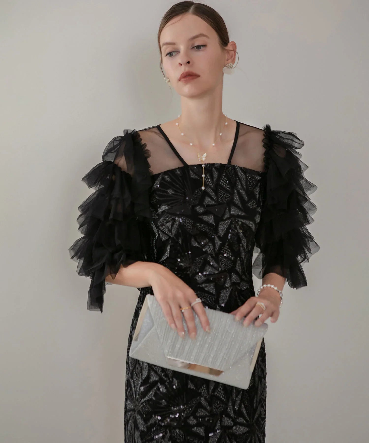 当日発送】チュールフリルスリーブスパンコールIラインワンピースドレス