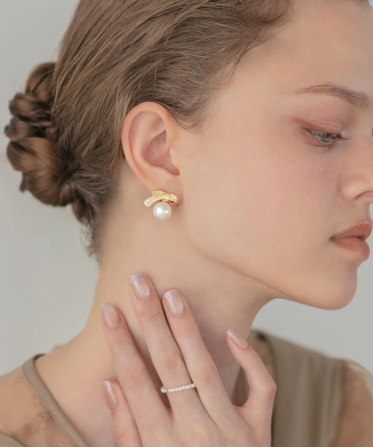 【予約販売】ゴールドビジューリボンパールピアス