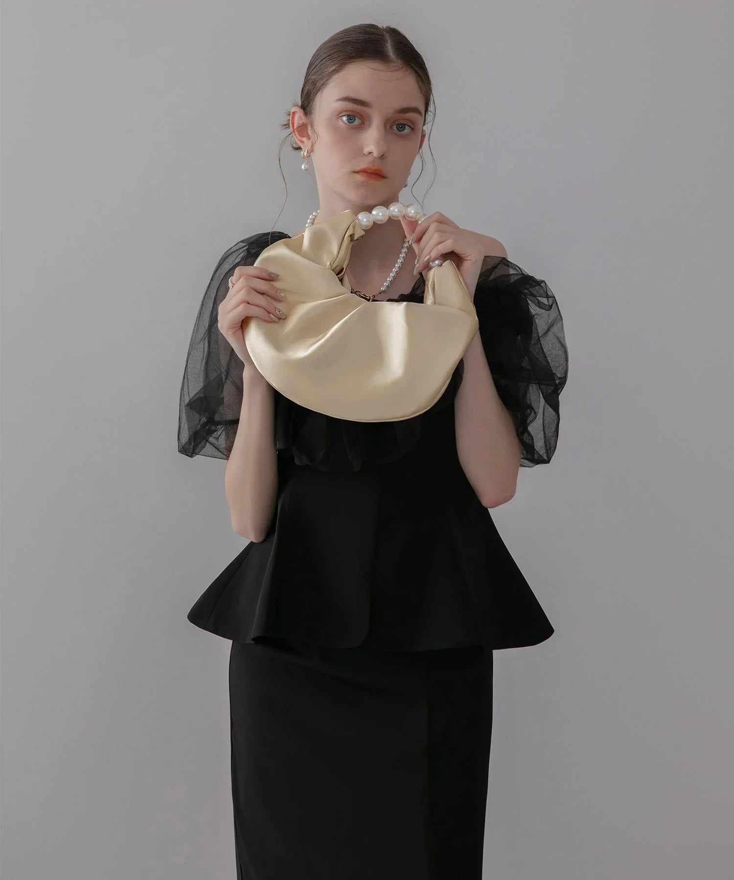 【予約販売】サテンパールハンドバッグ