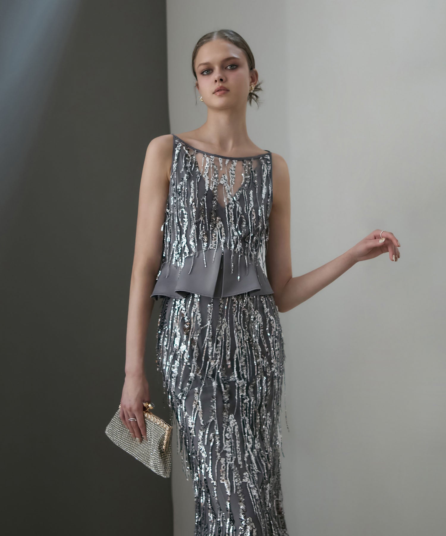 【LEJA LUXE】シルバーフリンジスパンコールペプラムマーメイドドレス