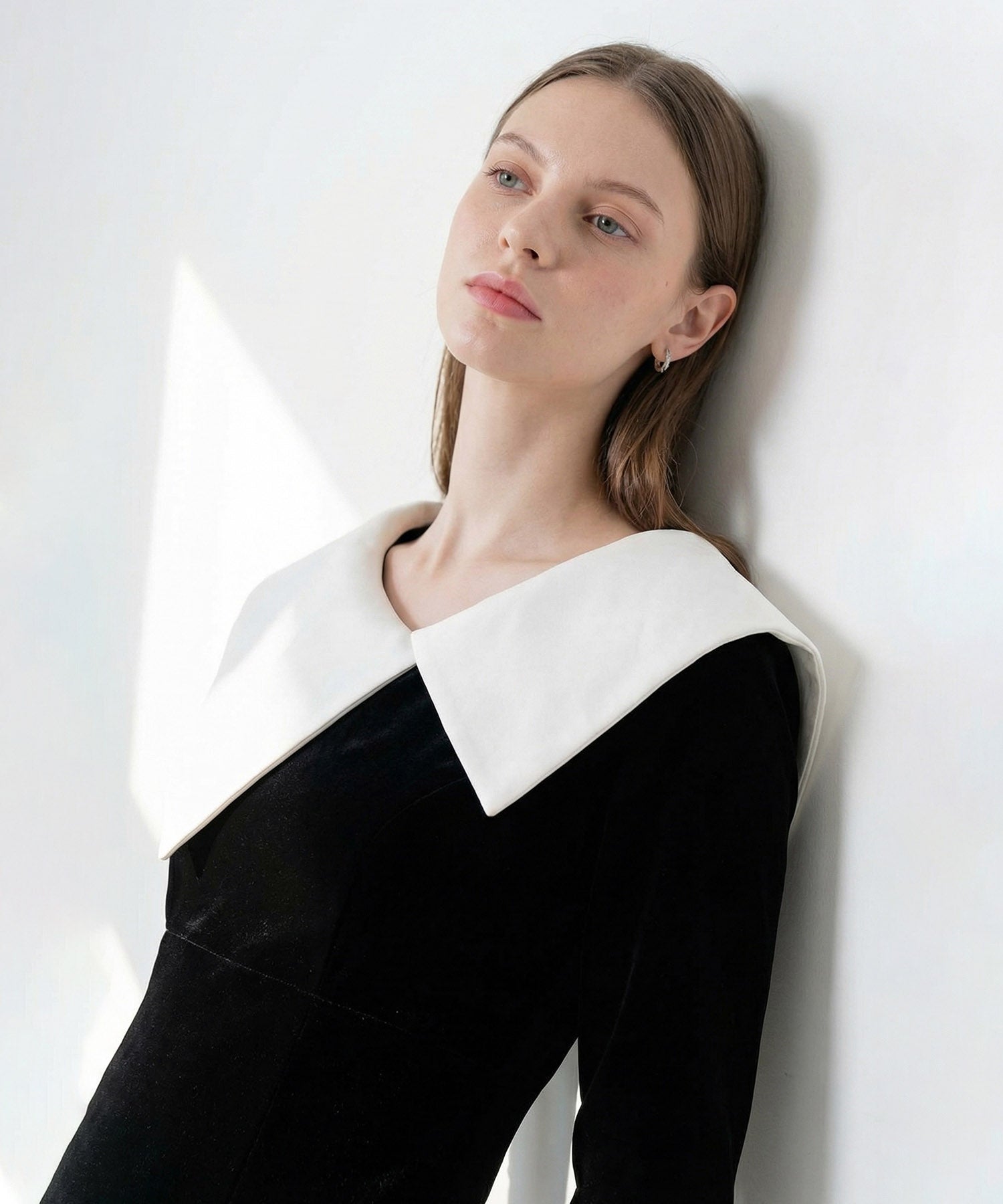 【當天出貨】不對稱大領絲絨魚尾裙