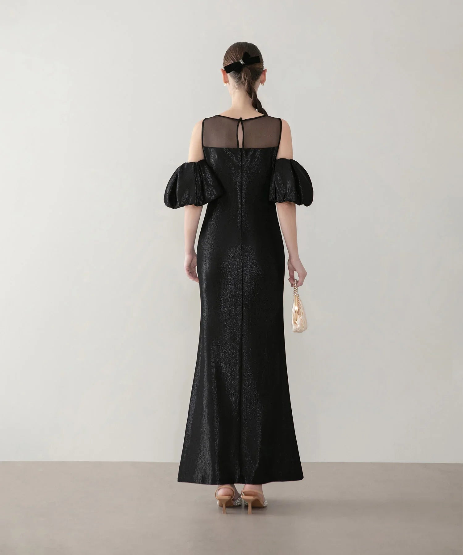 LEJA LUXE】ラメシャイニーシアーデコルテマーメイドドレス