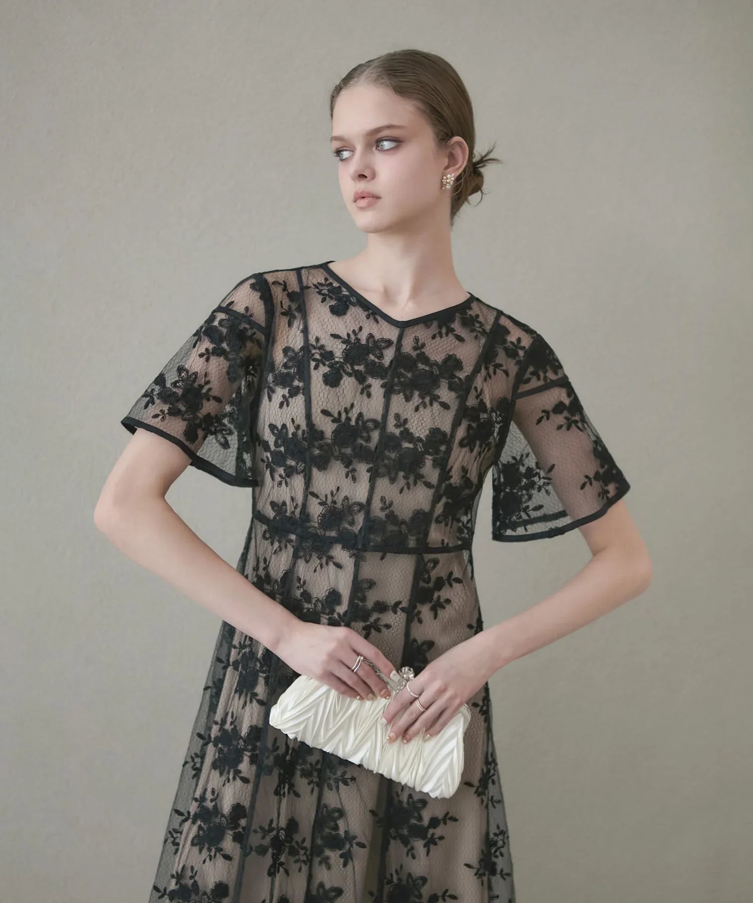 [Same-day shipping] Floral back ribbon dress set-up dress