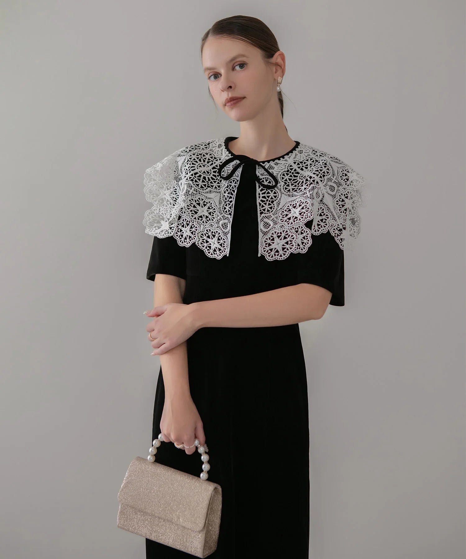 ￼￼ベロアIラインワンピースドレス COMING SOON】レースカラーベロアIラインワンピースドレス