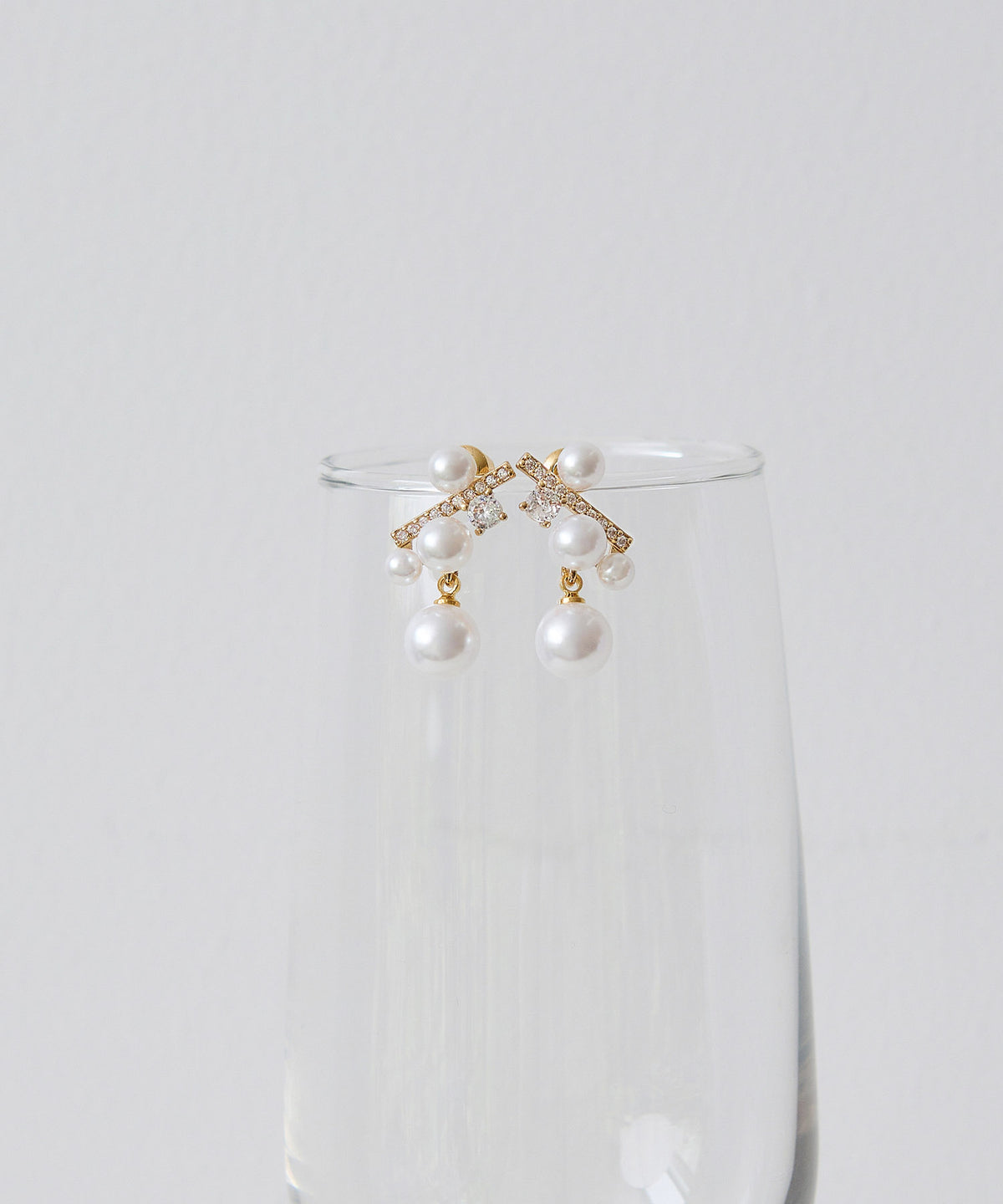 [Same-day shipping] Pearl silver stone earrings