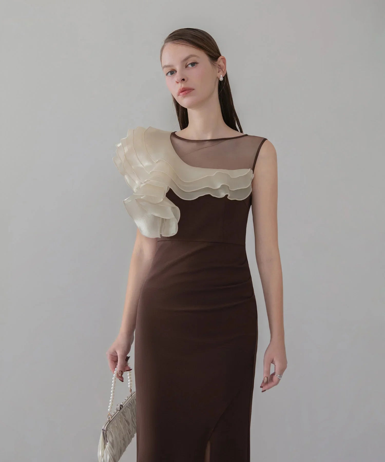 COMING SOON】アシンメトリーフリルスリットマーメイドドレス