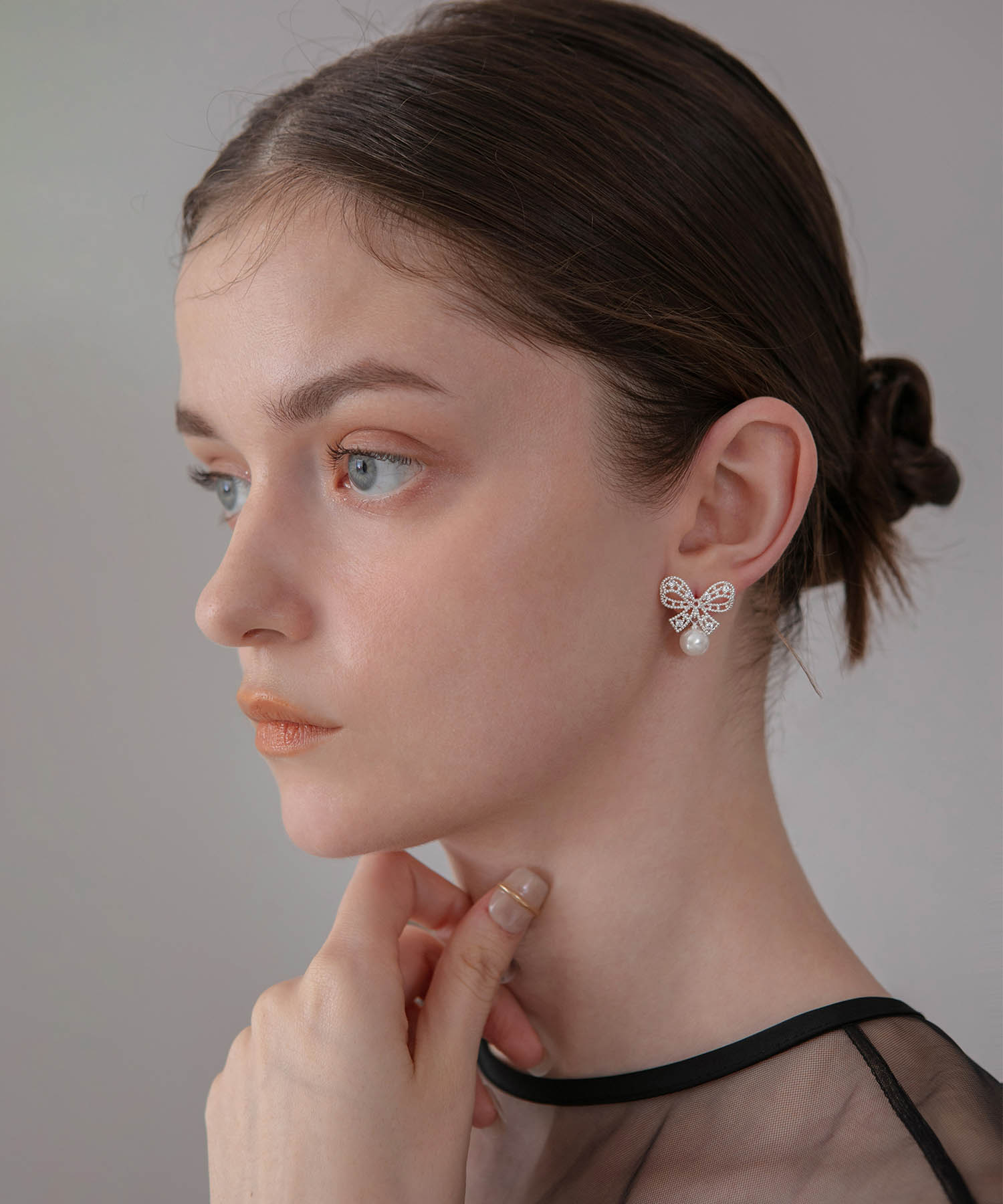 【当日発送】ビジューリボンパールピアス