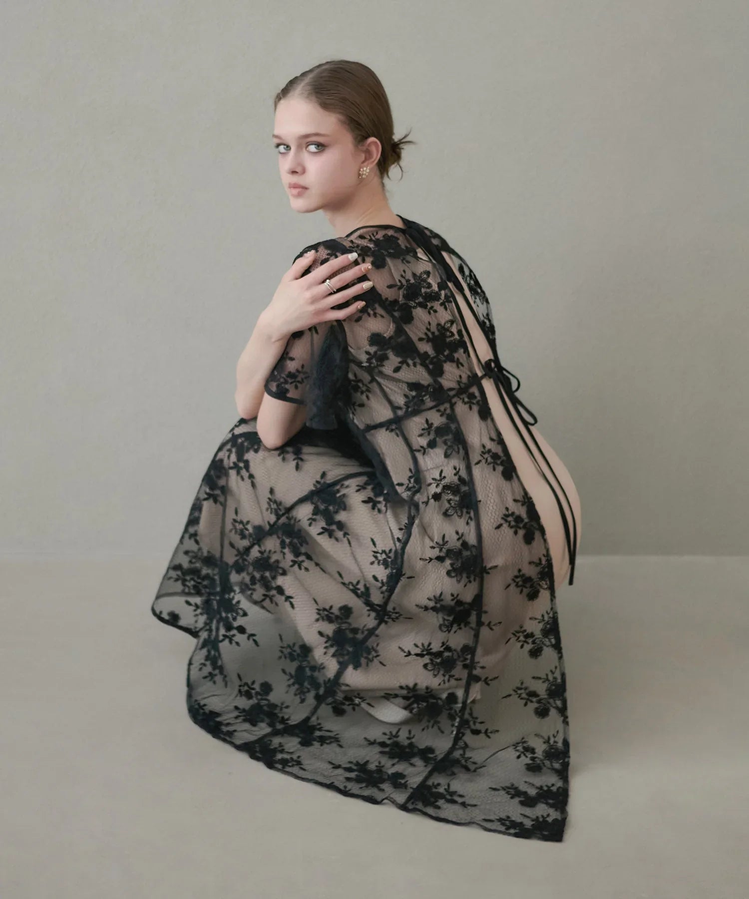 [Same-day shipping] Floral back ribbon dress set-up dress