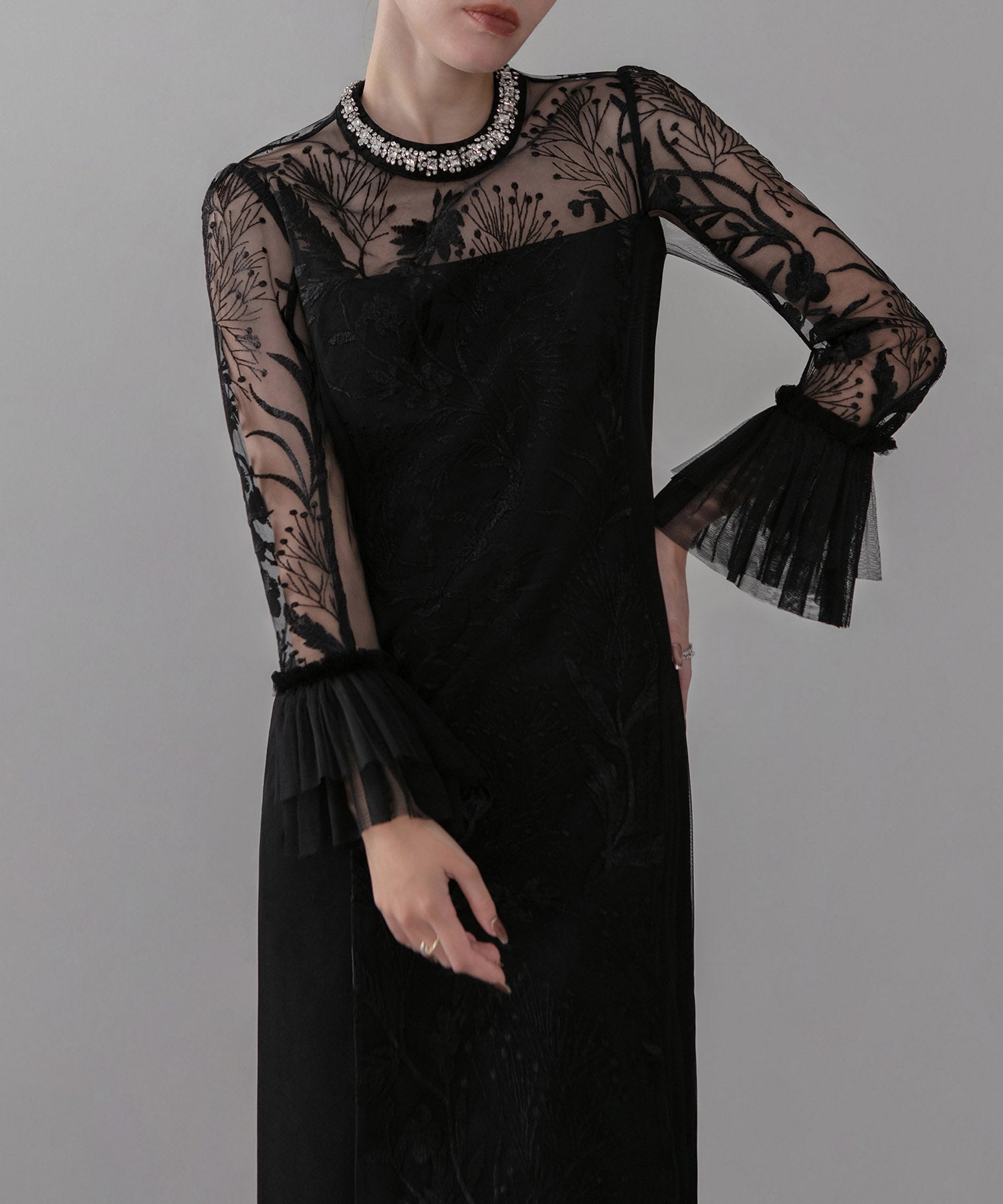 【当日発送】フラワーレースジュエルカラーIラインワンピースドレス